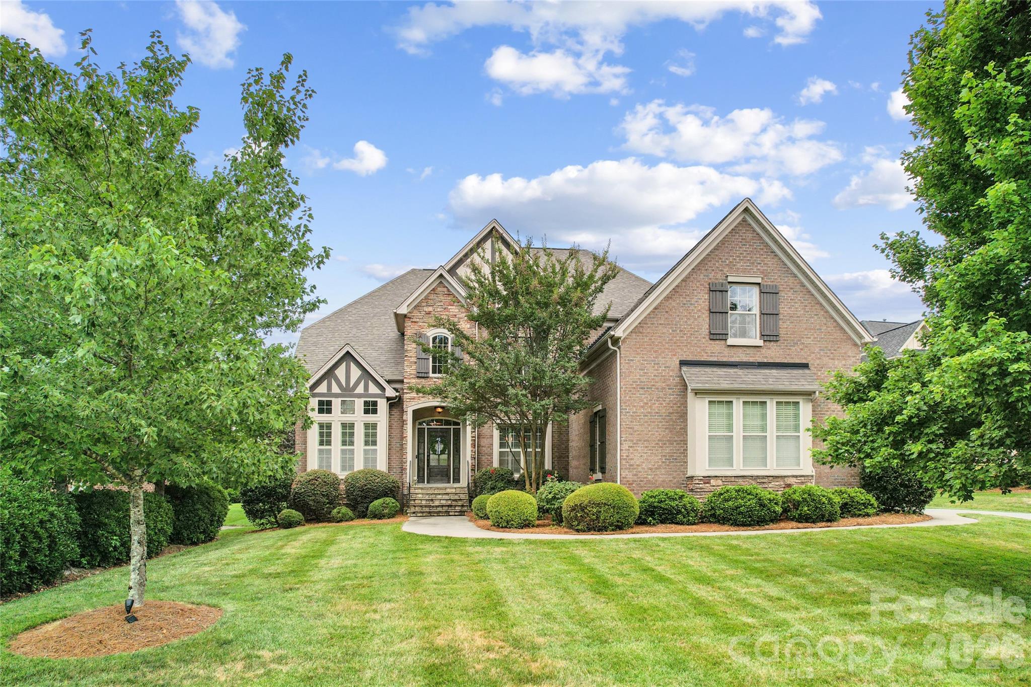 10611 Euclid Avenue NW — Concord