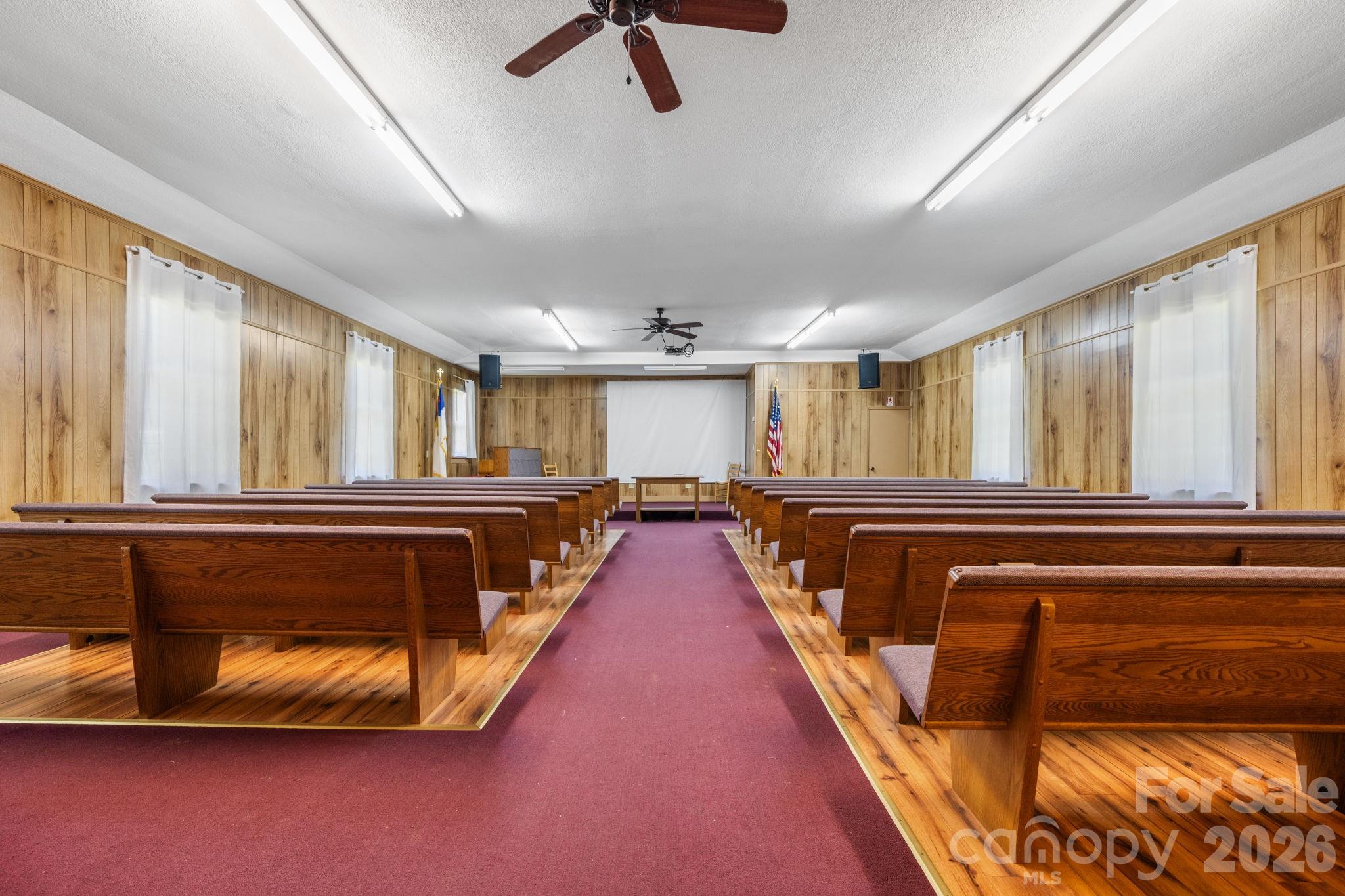 1715 Morningstar Church Road — Lenoir