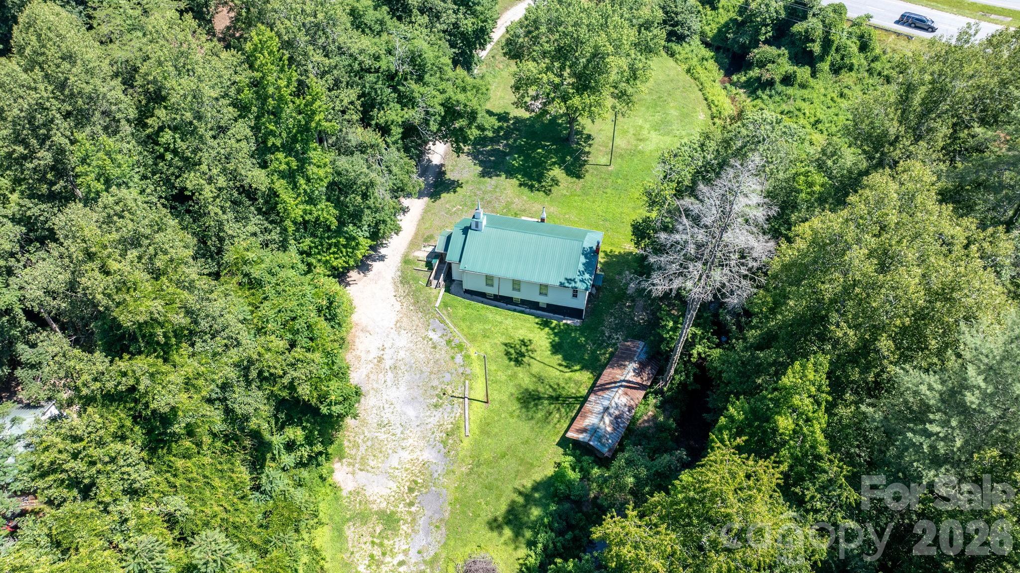 1715 Morningstar Church Road — Lenoir