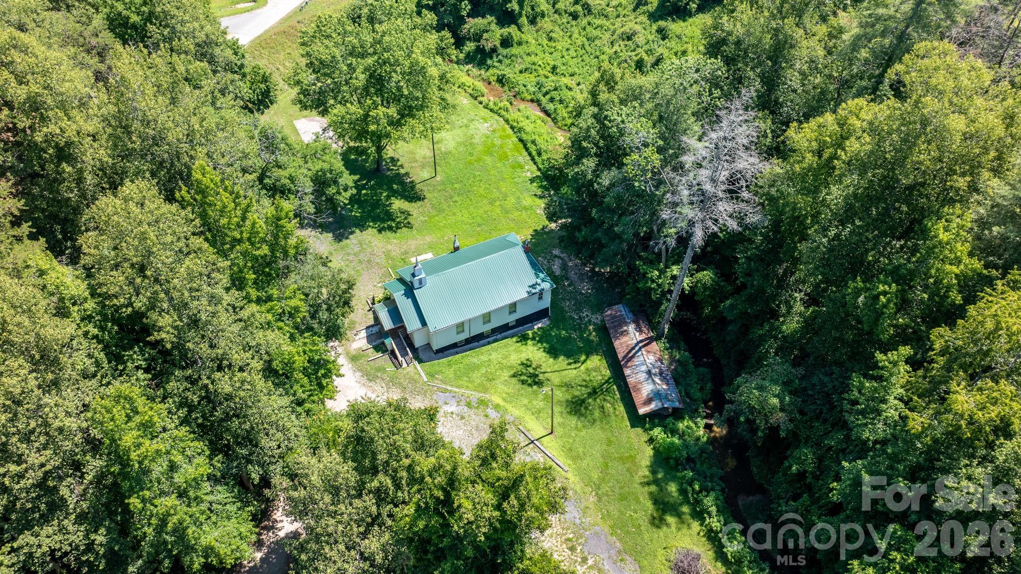 1715 Morningstar Church Road — Lenoir