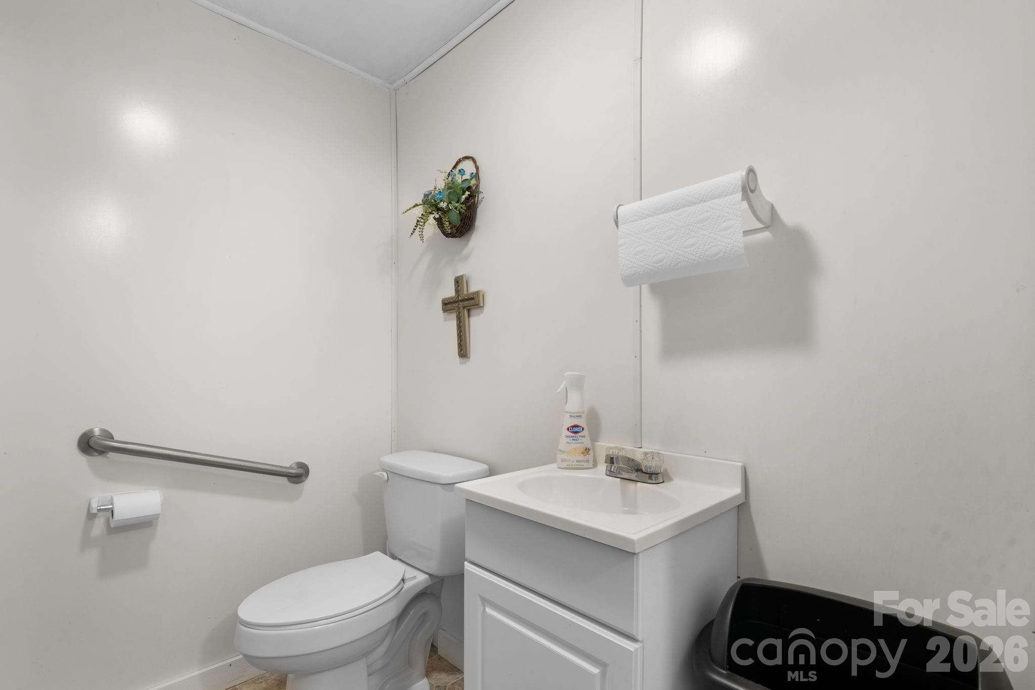 1715 Morningstar Church Road — Lenoir