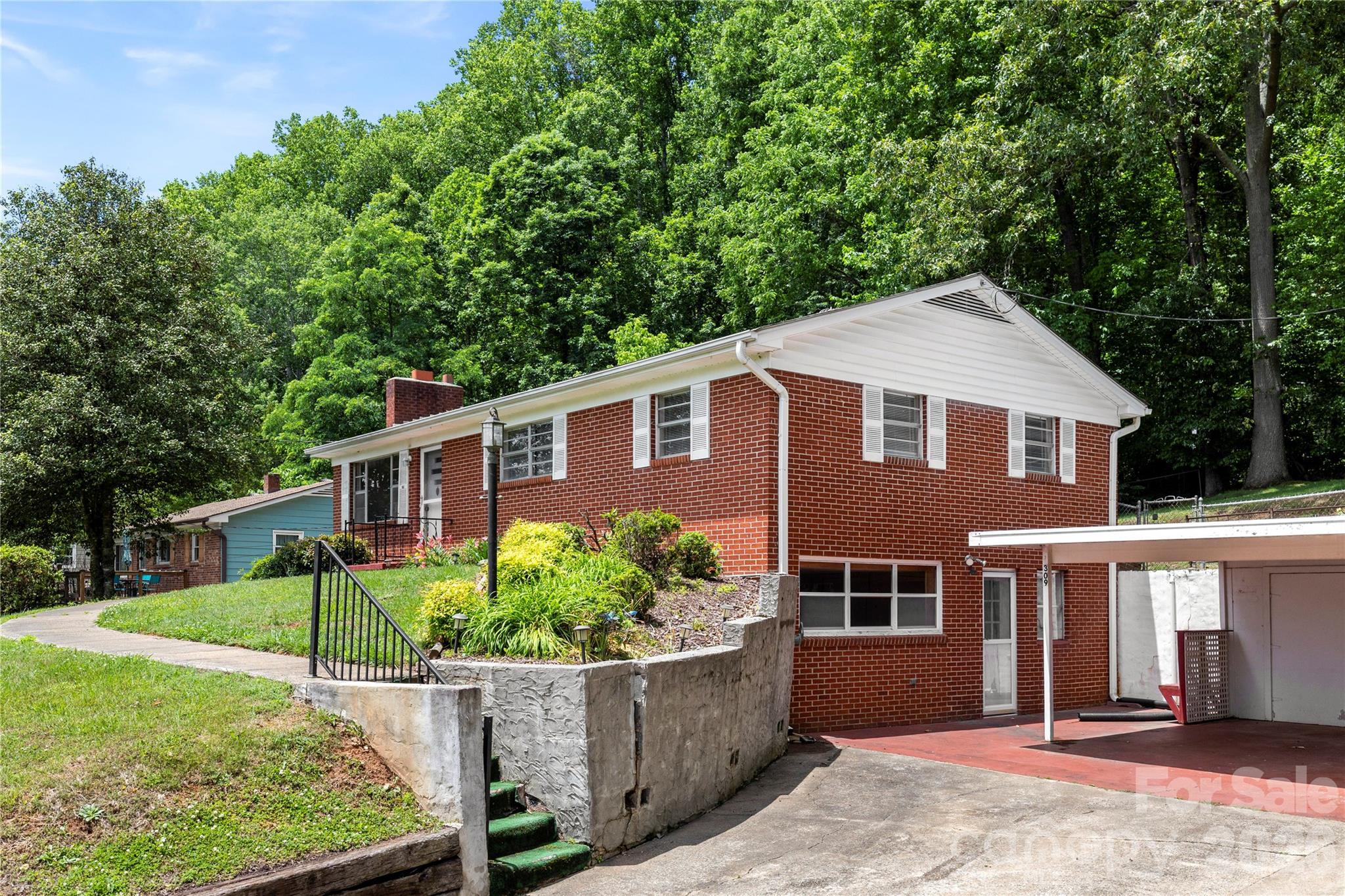 309 Oak Hill Road — Candler