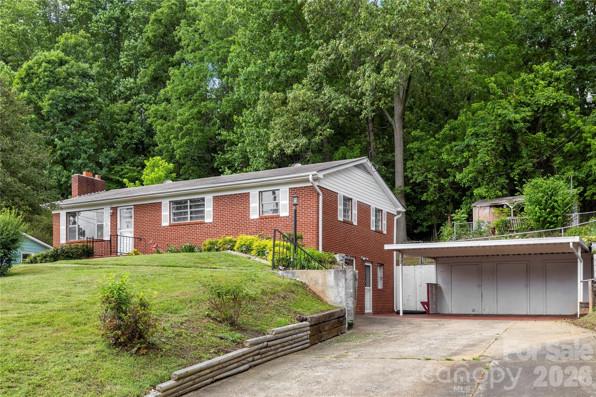 309 Oak Hill Road — Candler