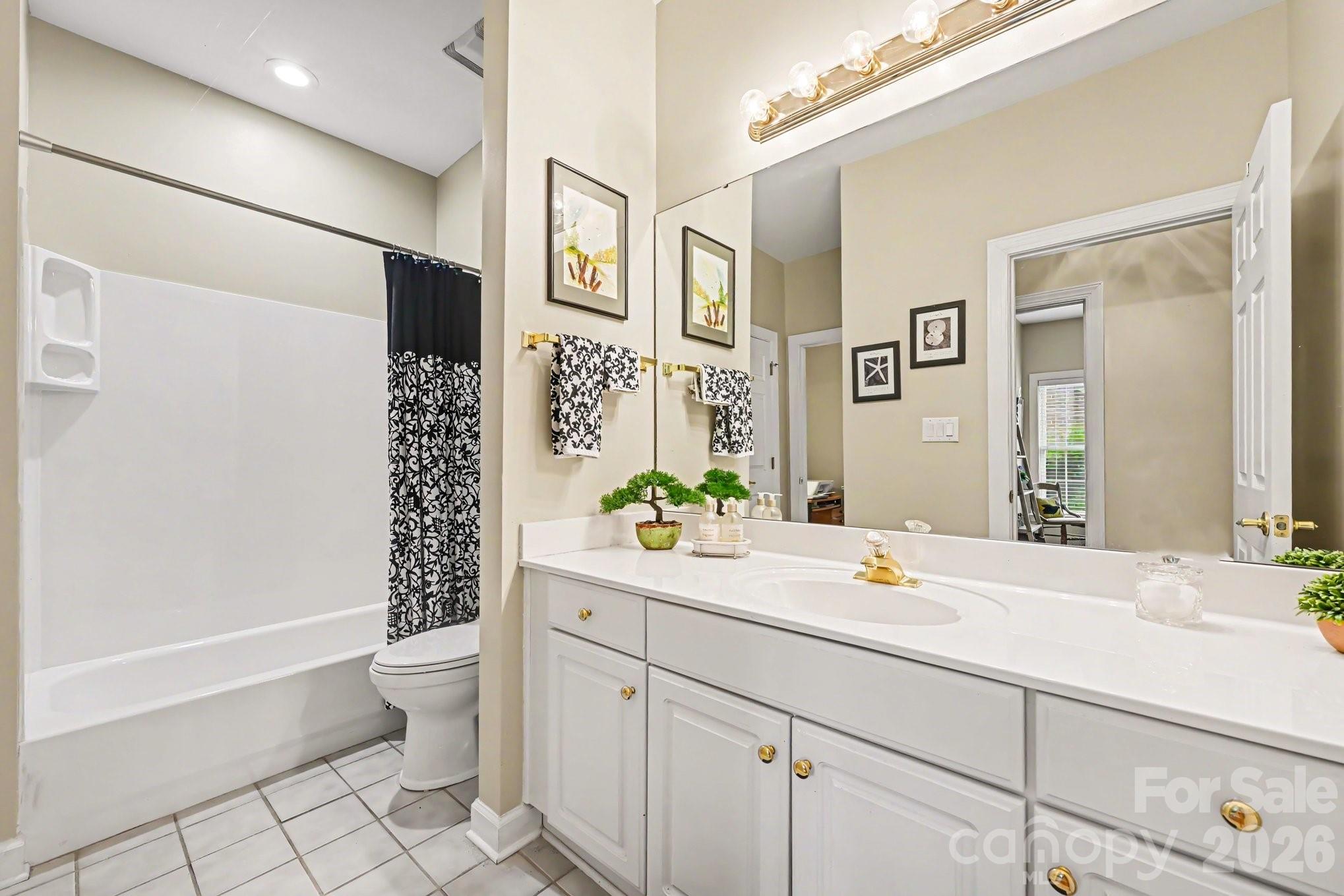 11341 Olde Turnbury Court — Charlotte