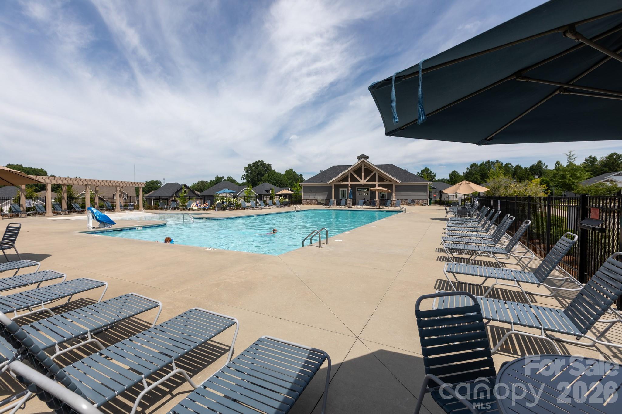 11809 Red Leaf Drive — Charlotte