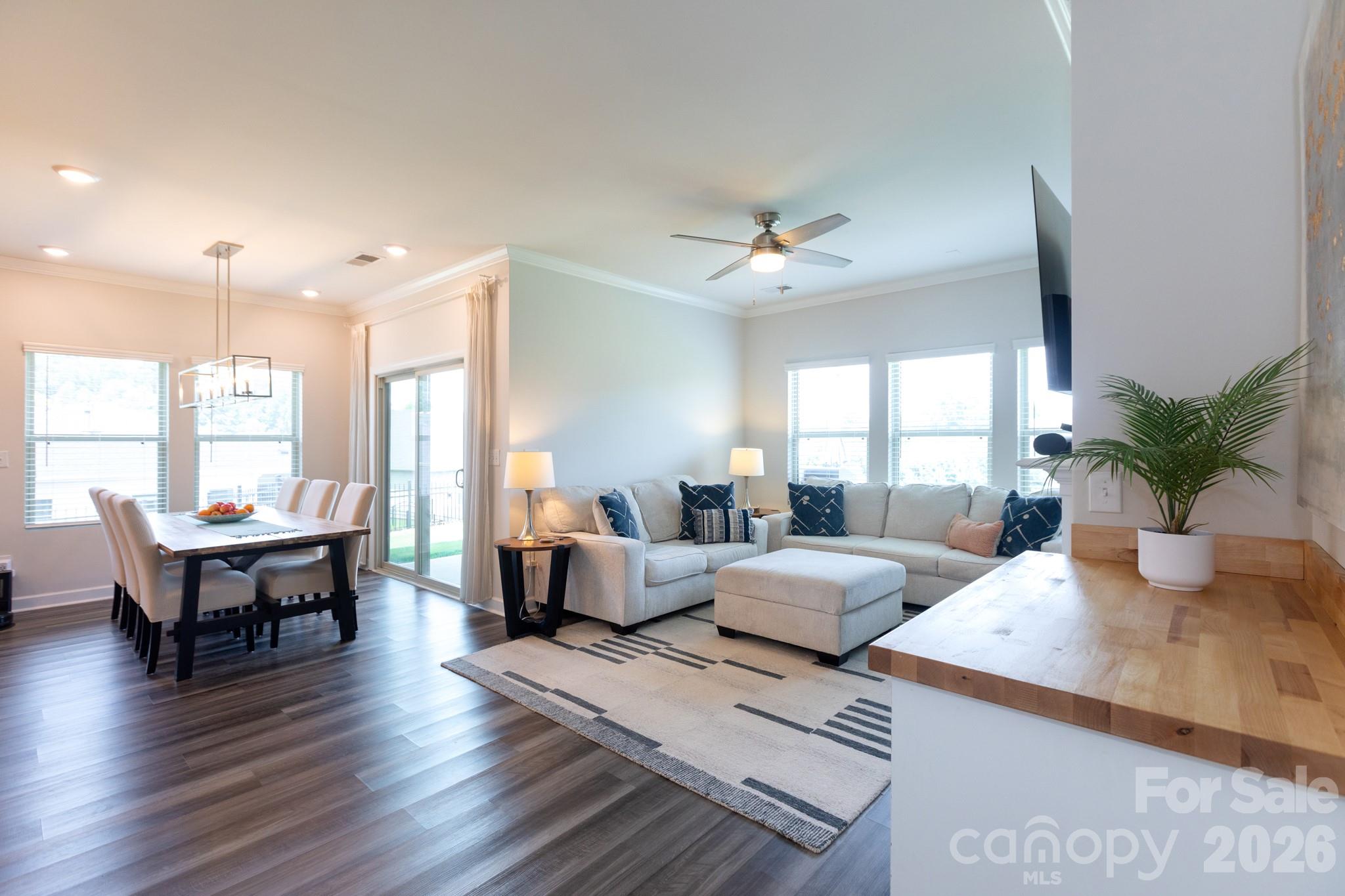 11809 Red Leaf Drive — Charlotte