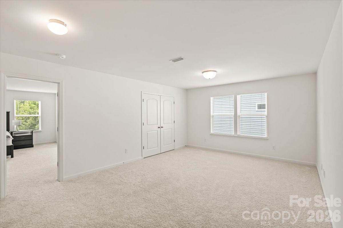183 Parkmont Drive — Troutman
