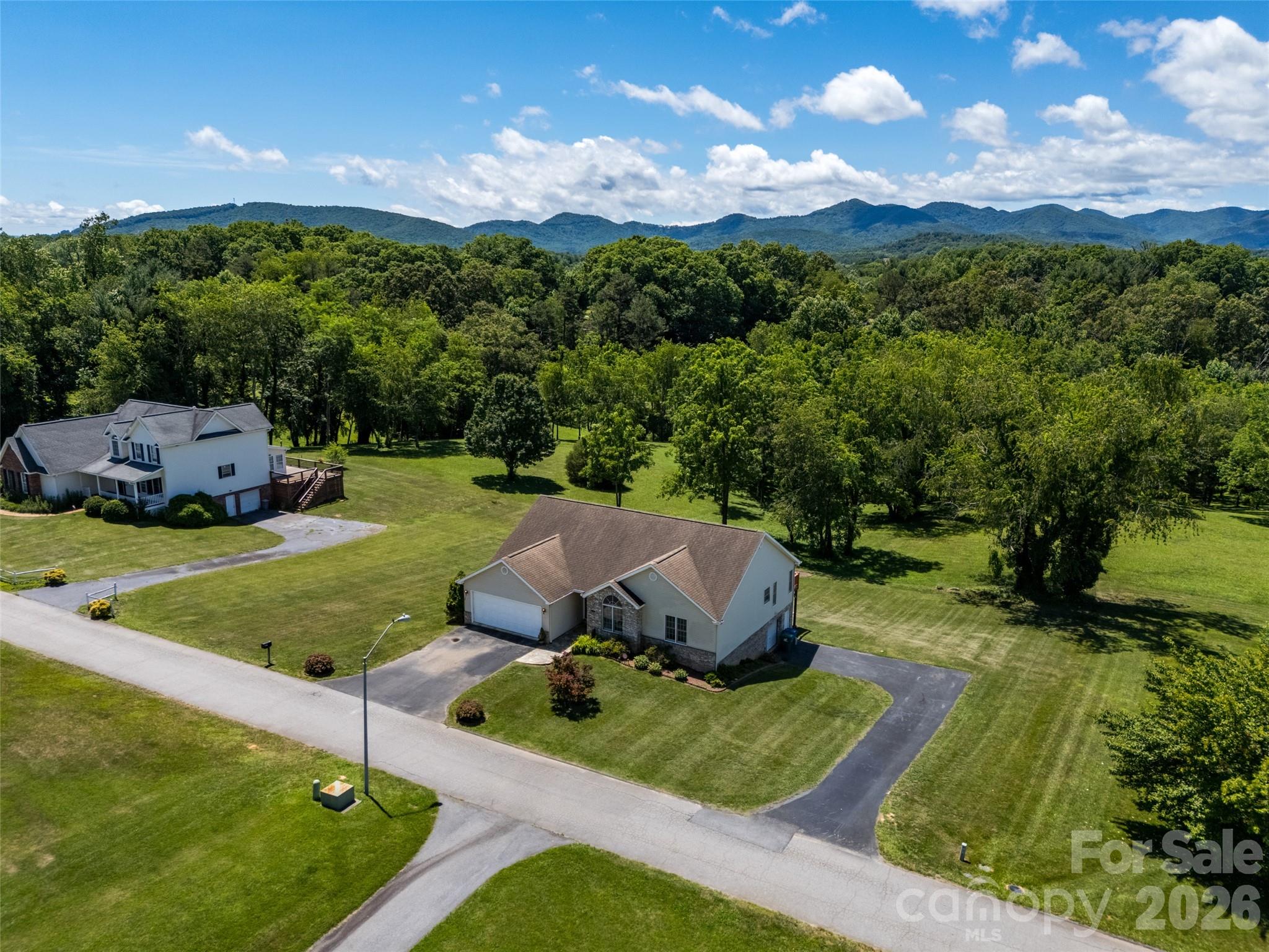 117 Caldonia Drive — Candler