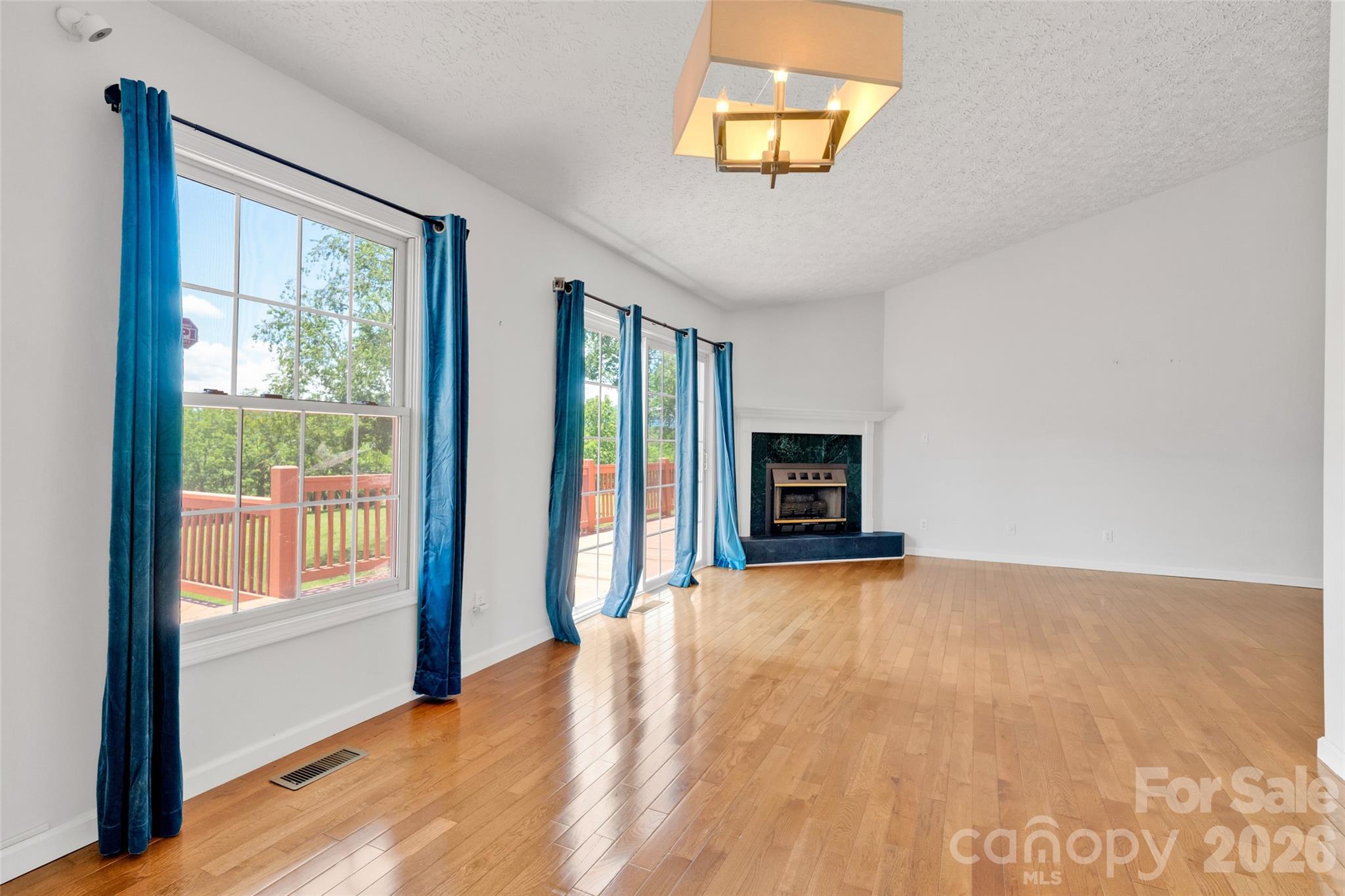 117 Caldonia Drive — Candler