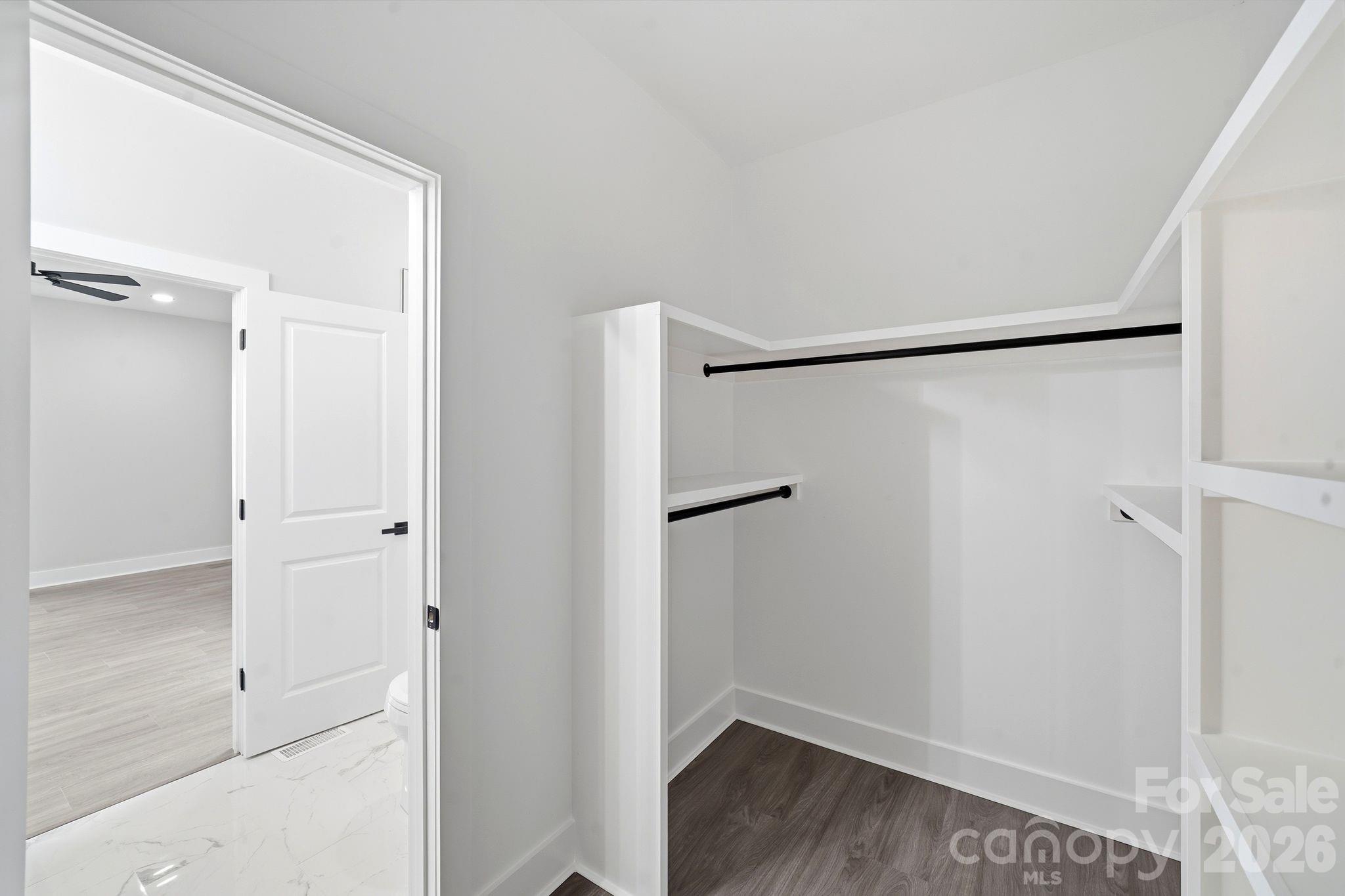 272 Hilltop Avenue SW — Concord