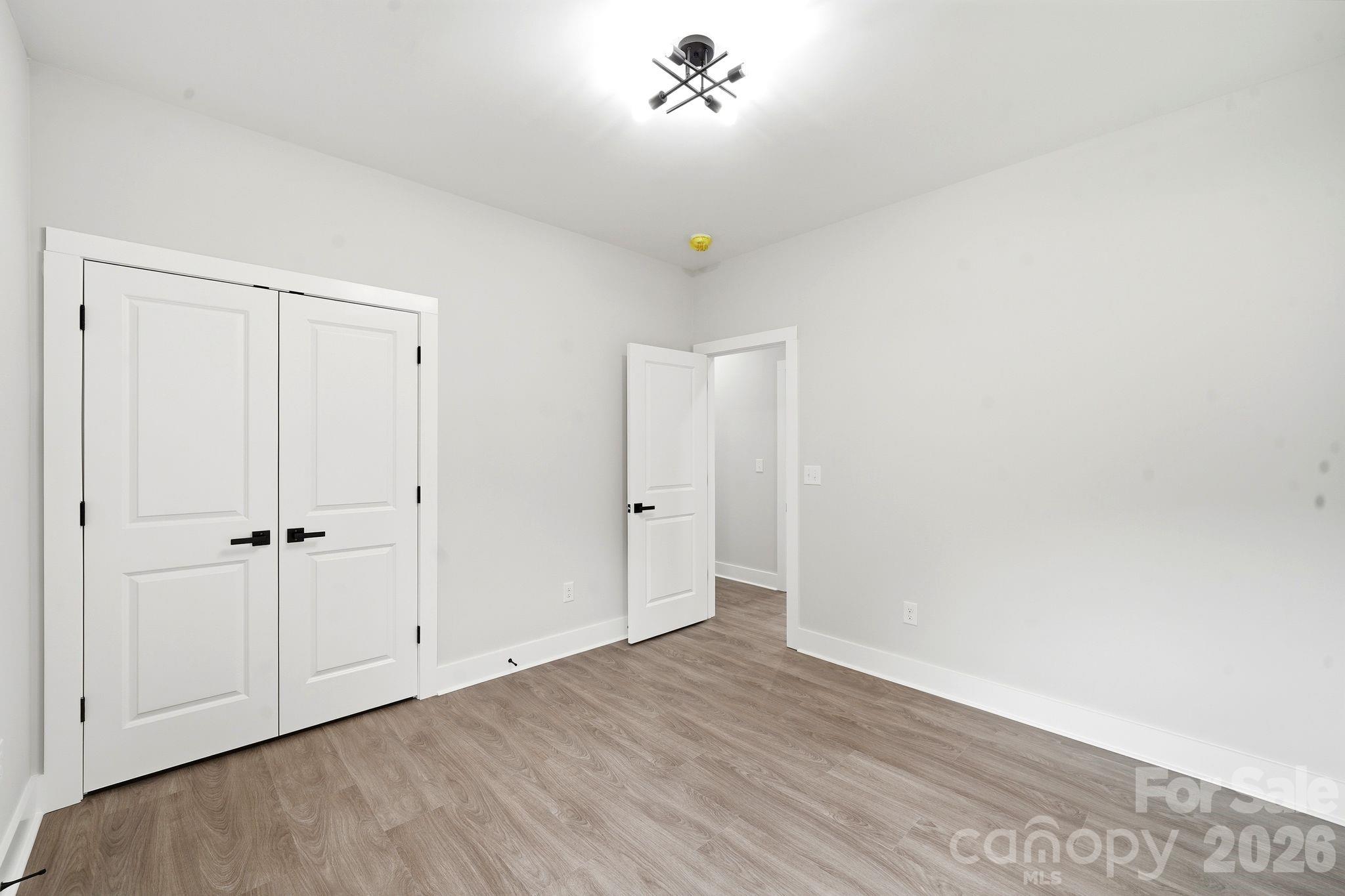 272 Hilltop Avenue SW — Concord
