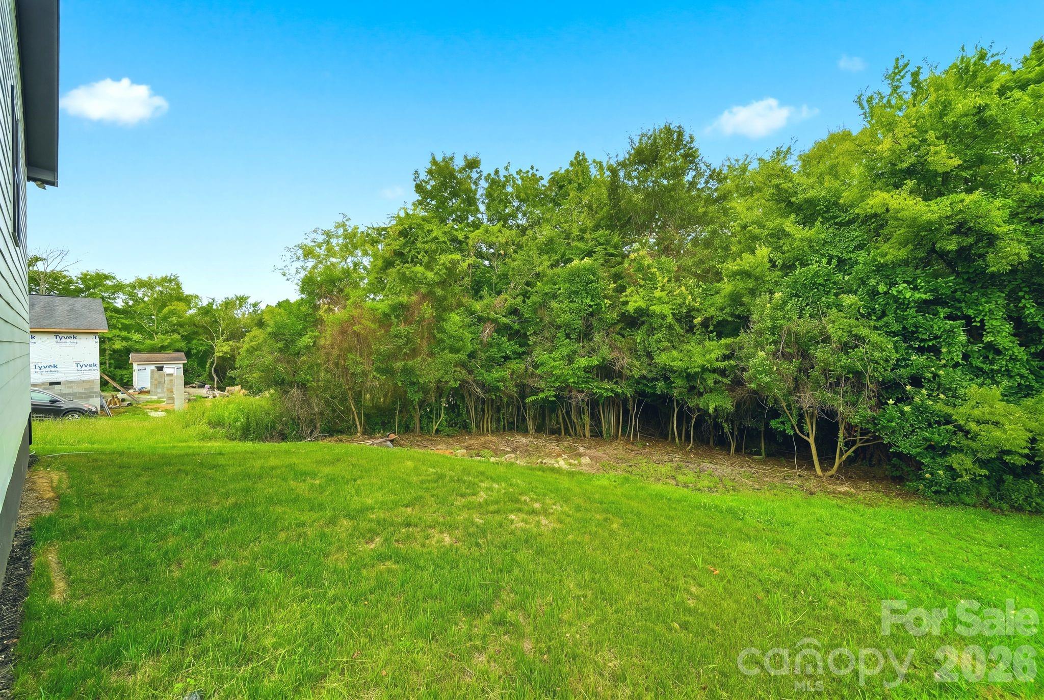 272 Hilltop Avenue SW — Concord