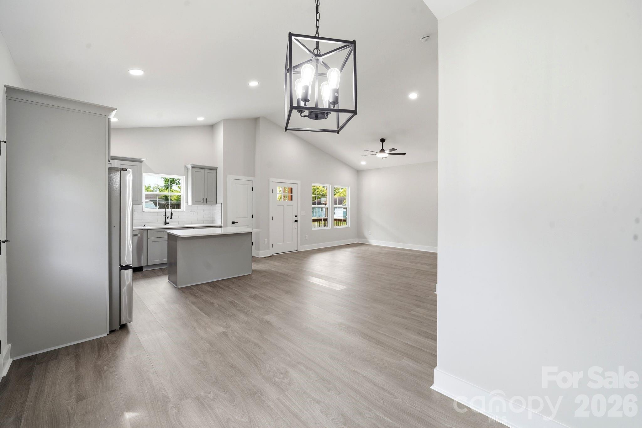272 Hilltop Avenue SW — Concord
