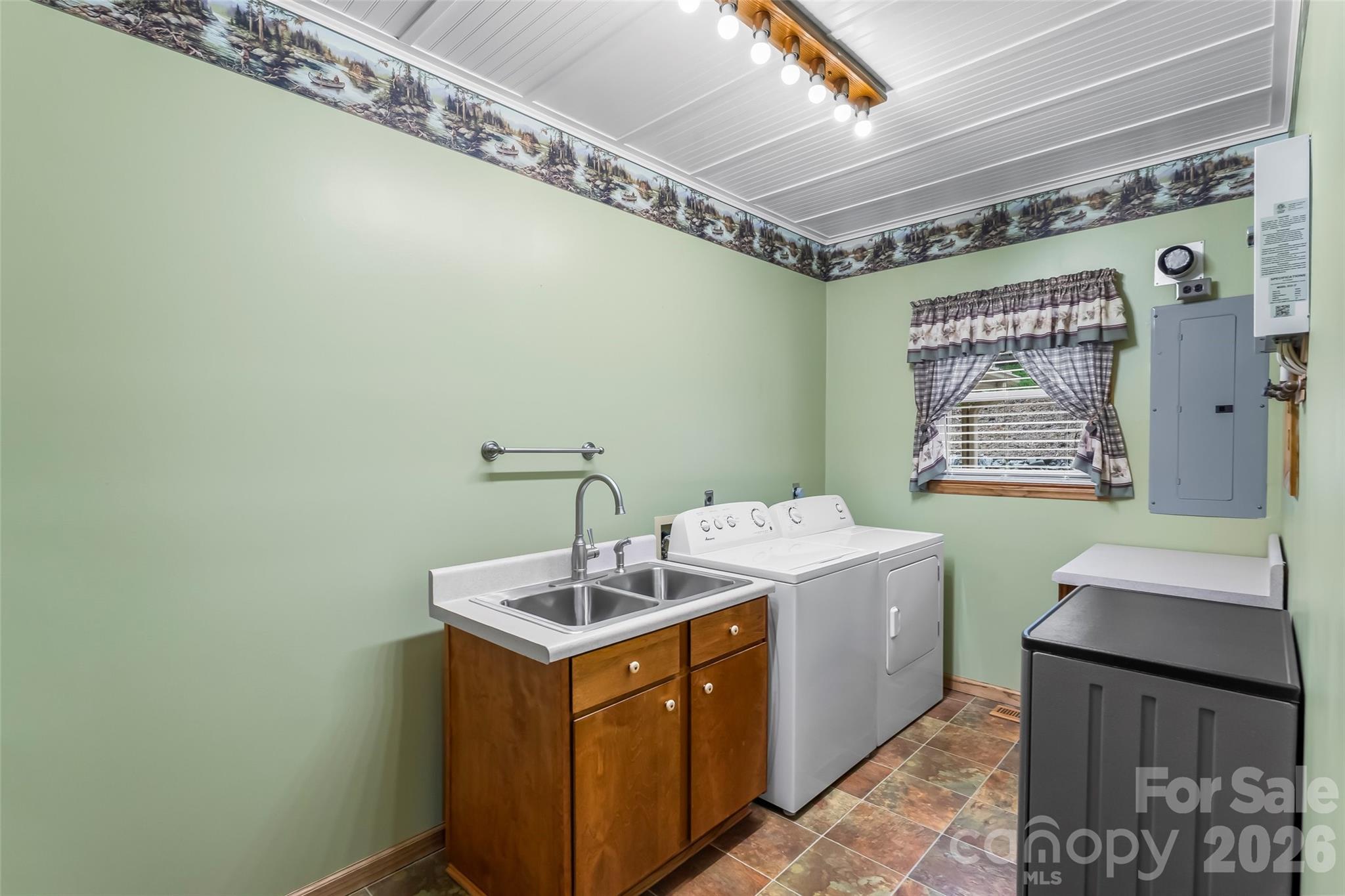 5809 Old NC 18 Highway — Connelly Springs