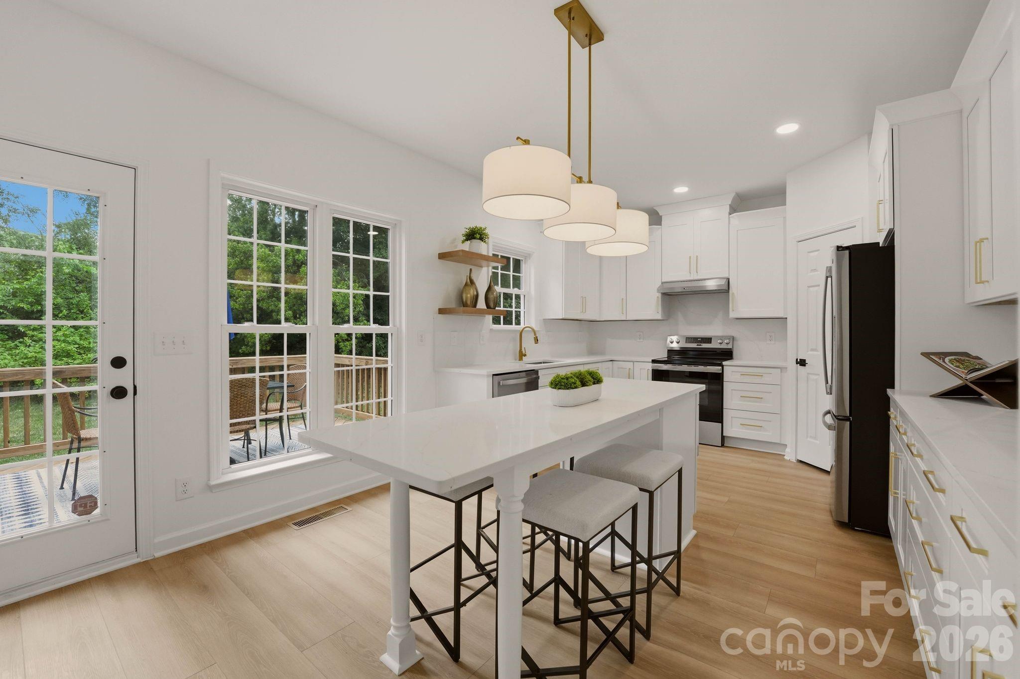 9705 Tenencia Court — Charlotte