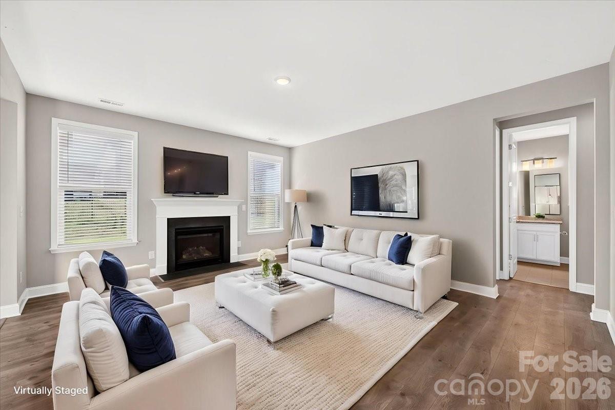 109 Tetcott Street — Mooresville