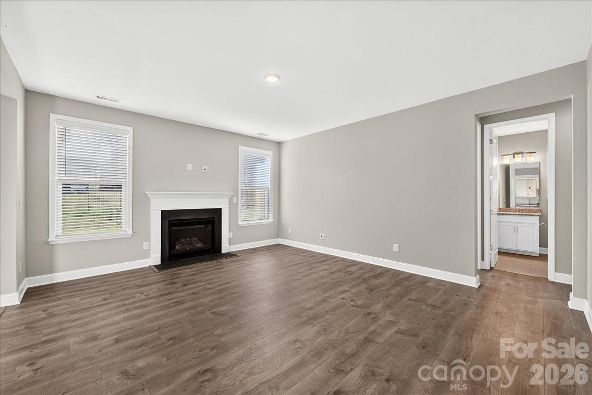 109 Tetcott Street — Mooresville