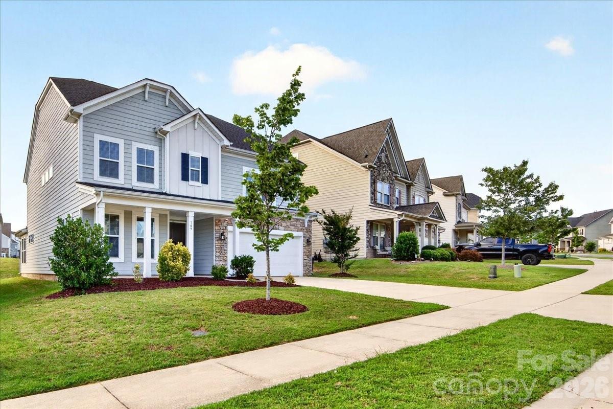 109 Tetcott Street — Mooresville