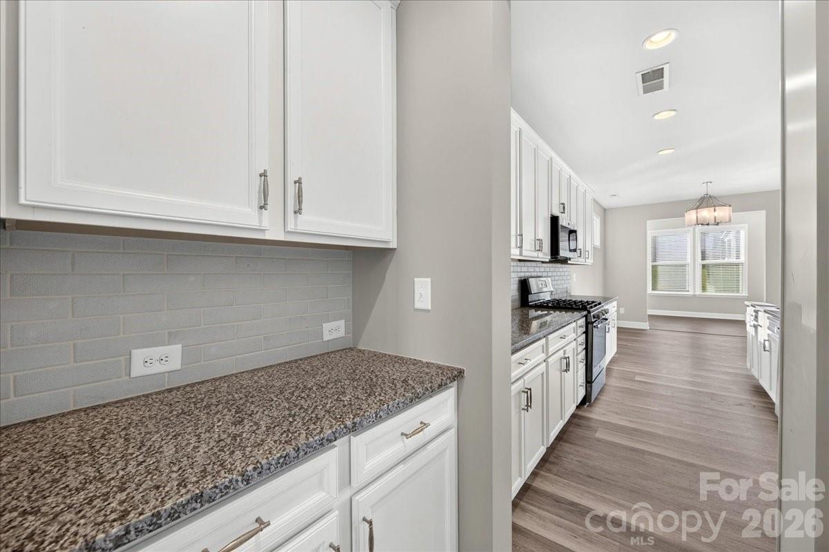 109 Tetcott Street — Mooresville