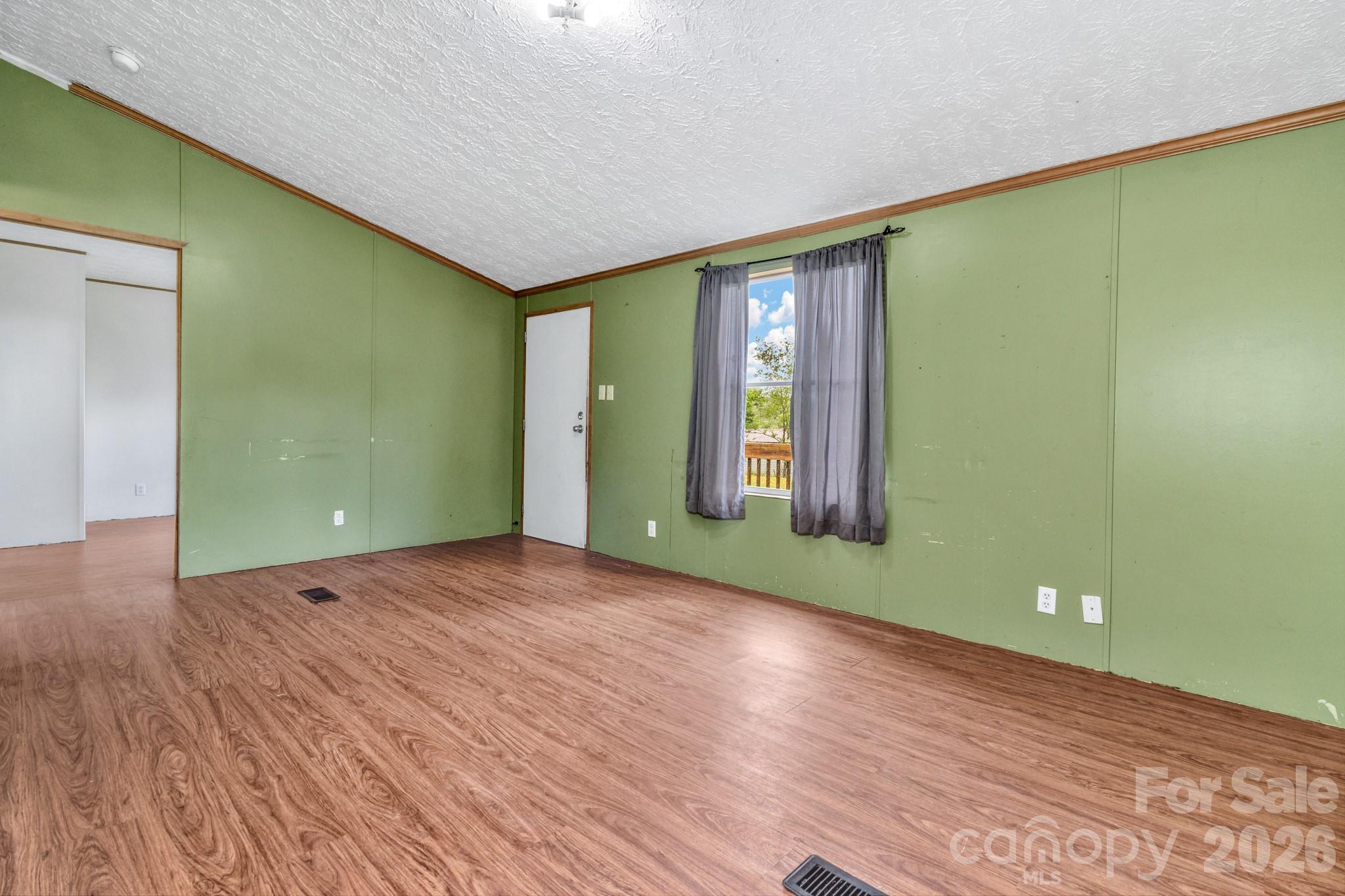 12 Green Cove Lane — Alexander