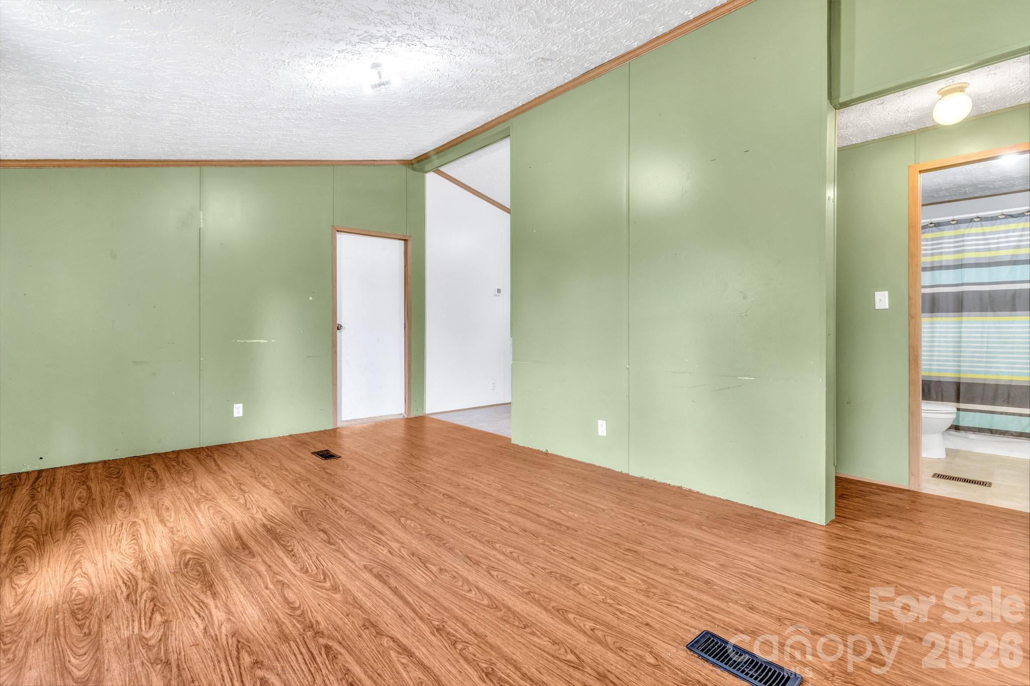 12 Green Cove Lane — Alexander