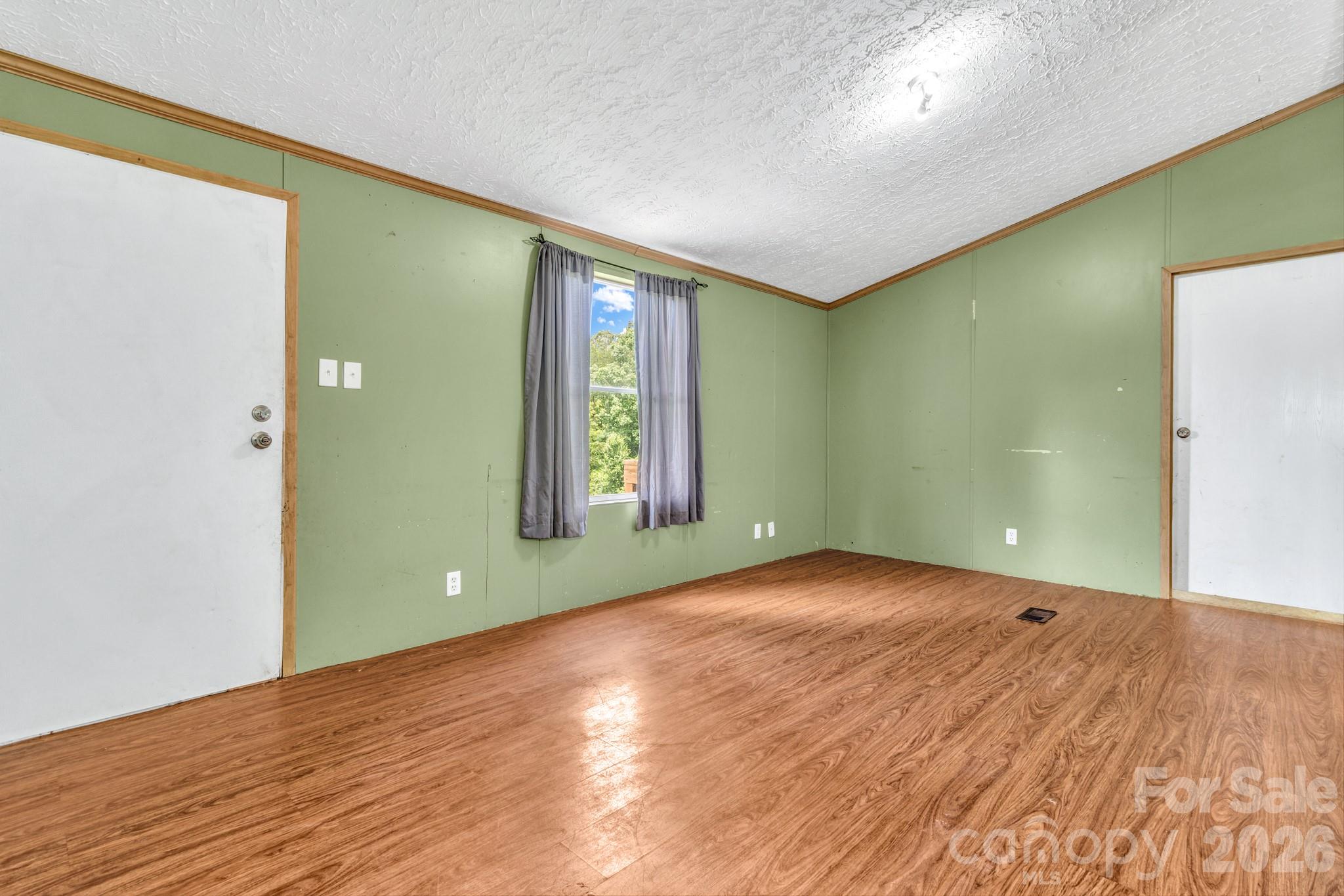 12 Green Cove Lane — Alexander