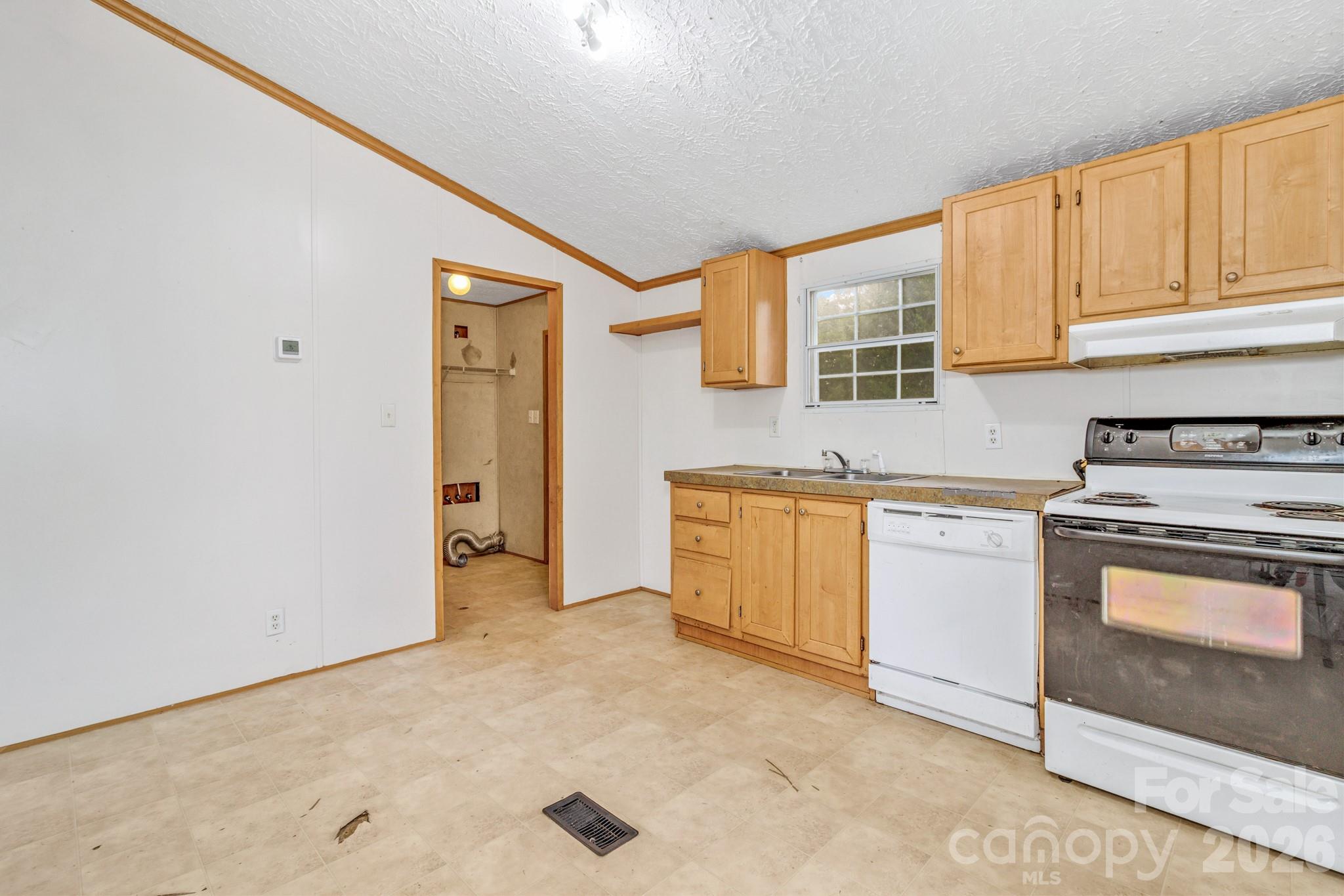 12 Green Cove Lane — Alexander