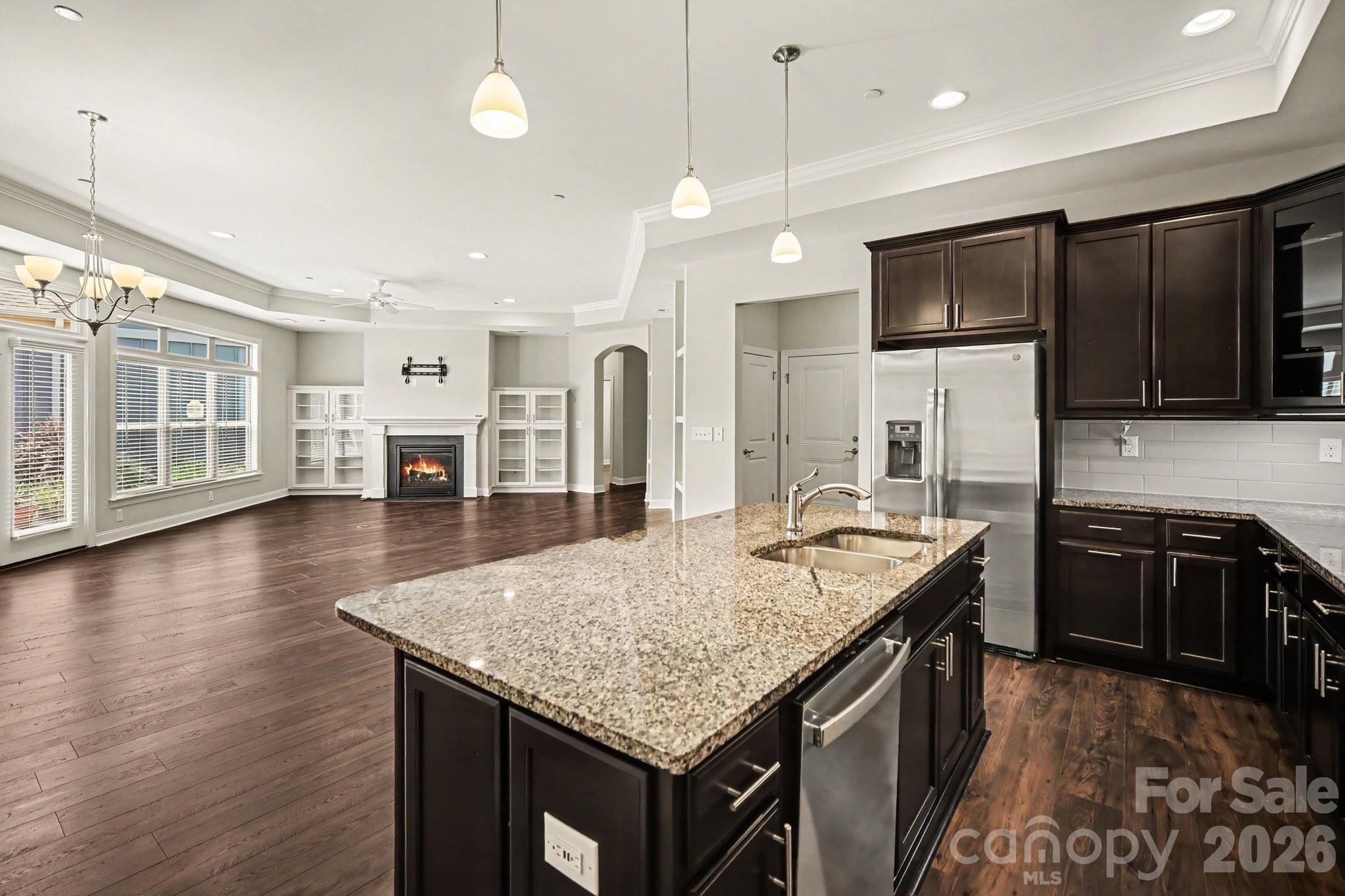 9032 Treetop Way NW — Concord
