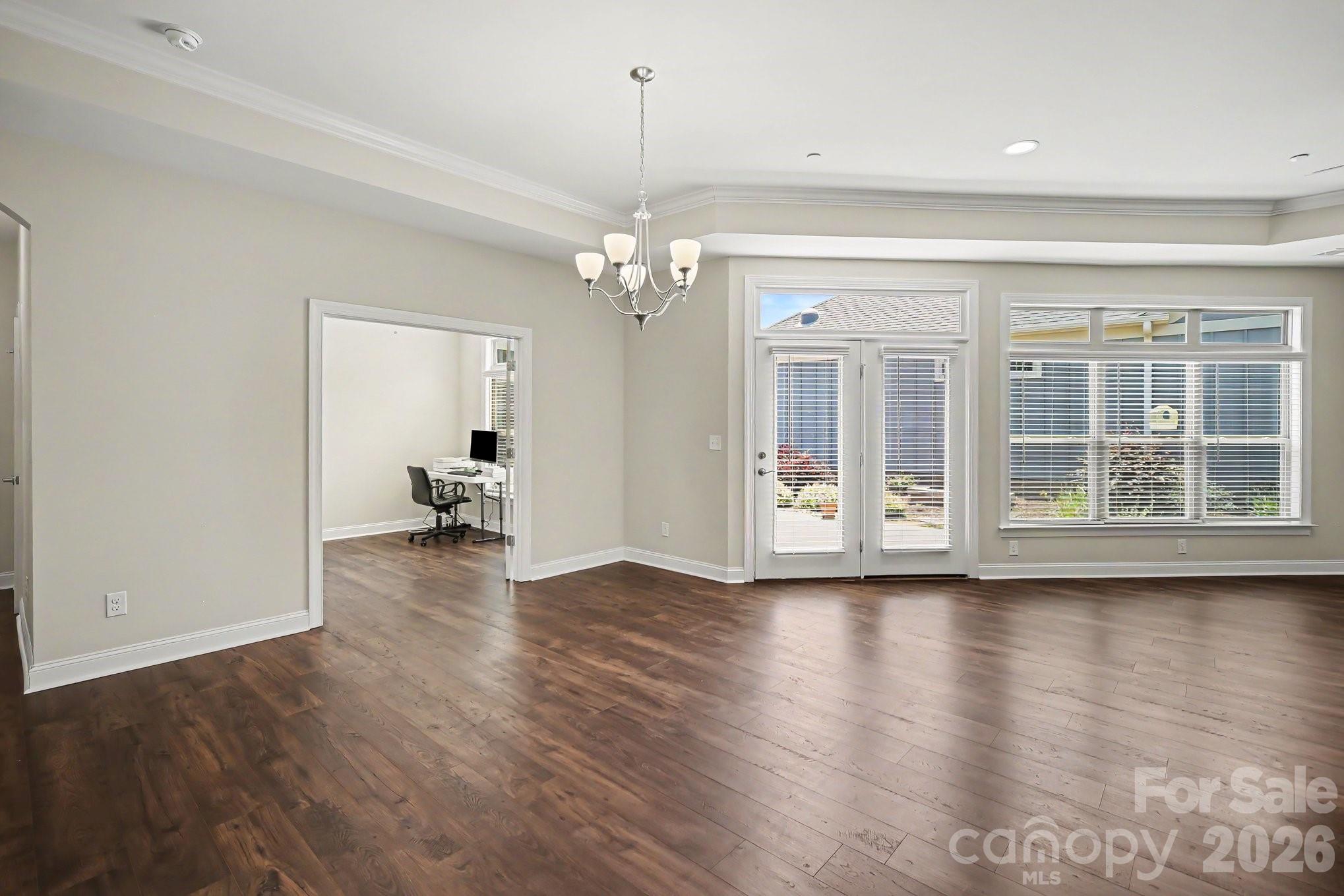 9032 Treetop Way NW — Concord