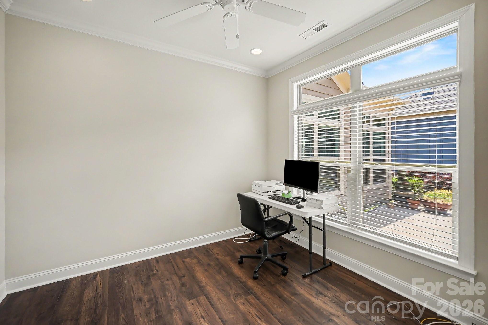 9032 Treetop Way NW — Concord