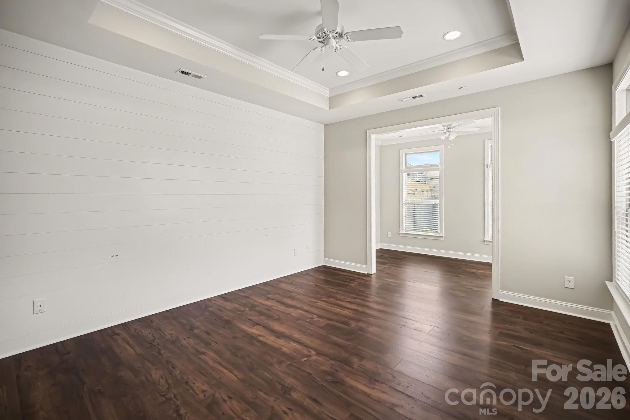 9032 Treetop Way NW — Concord