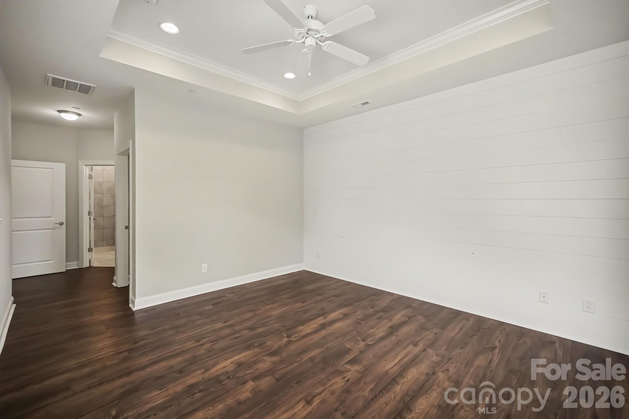 9032 Treetop Way NW — Concord