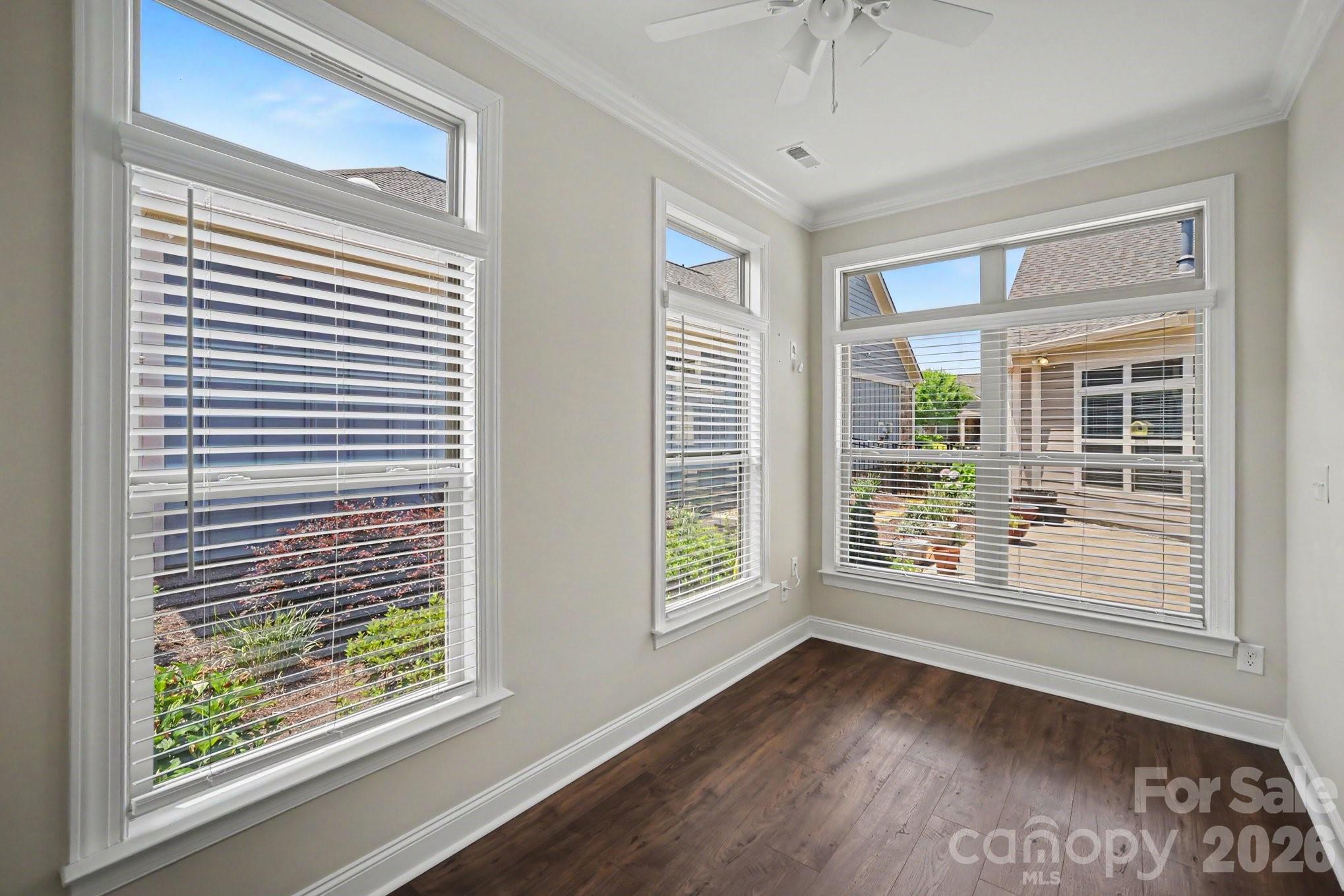 9032 Treetop Way NW — Concord
