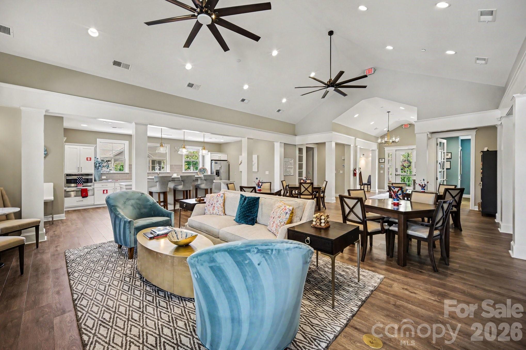 9032 Treetop Way NW — Concord