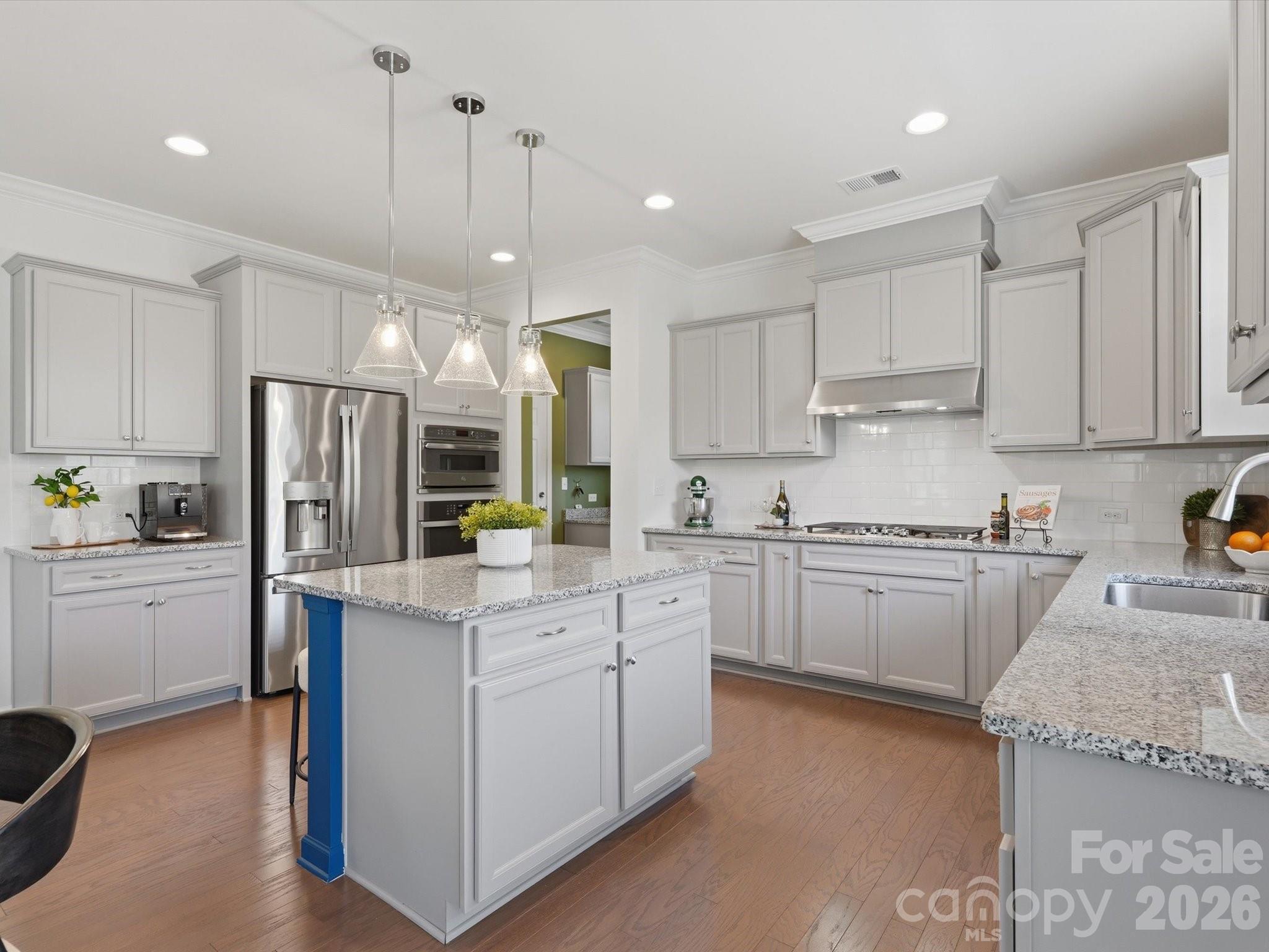 1000 Hallmark Way — Waxhaw