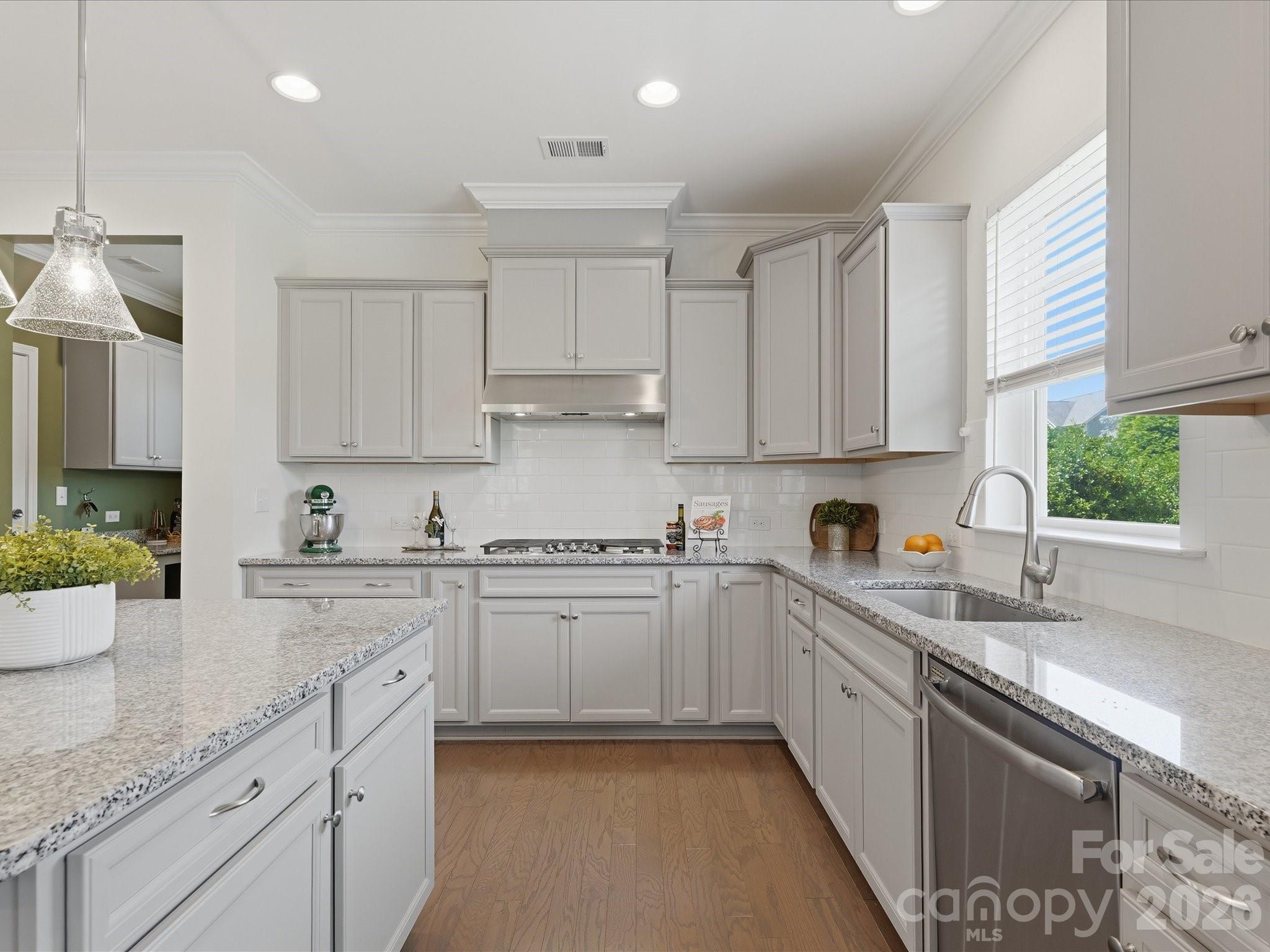 1000 Hallmark Way — Waxhaw