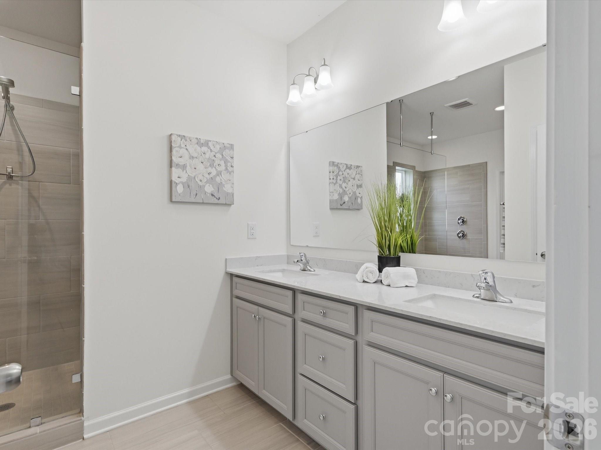 1000 Hallmark Way — Waxhaw