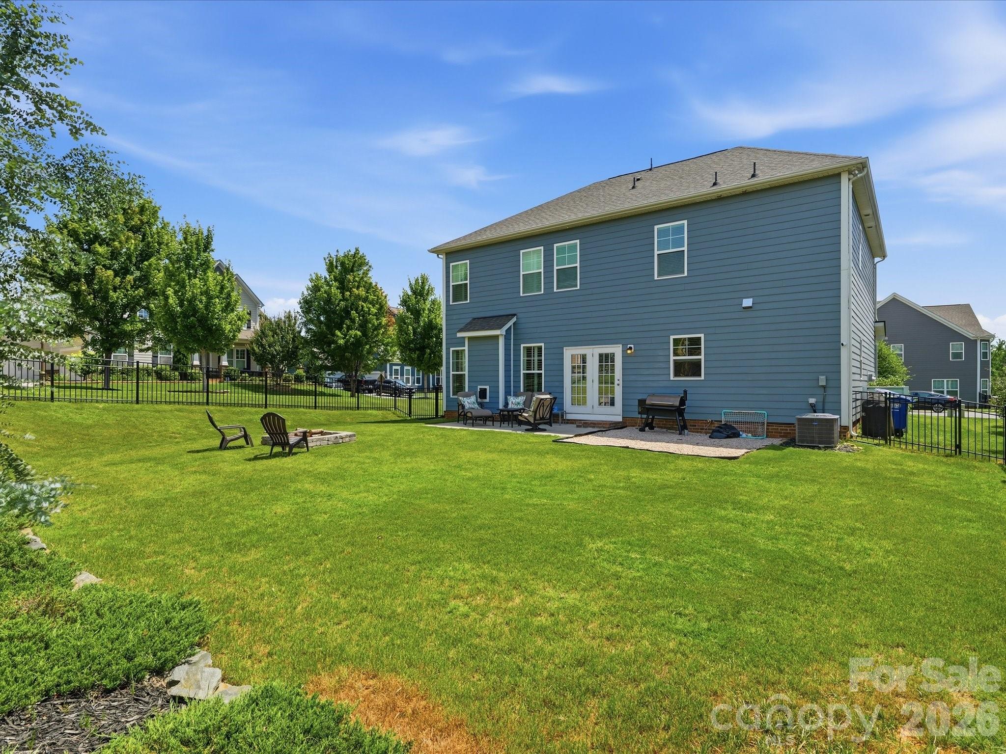 1000 Hallmark Way — Waxhaw