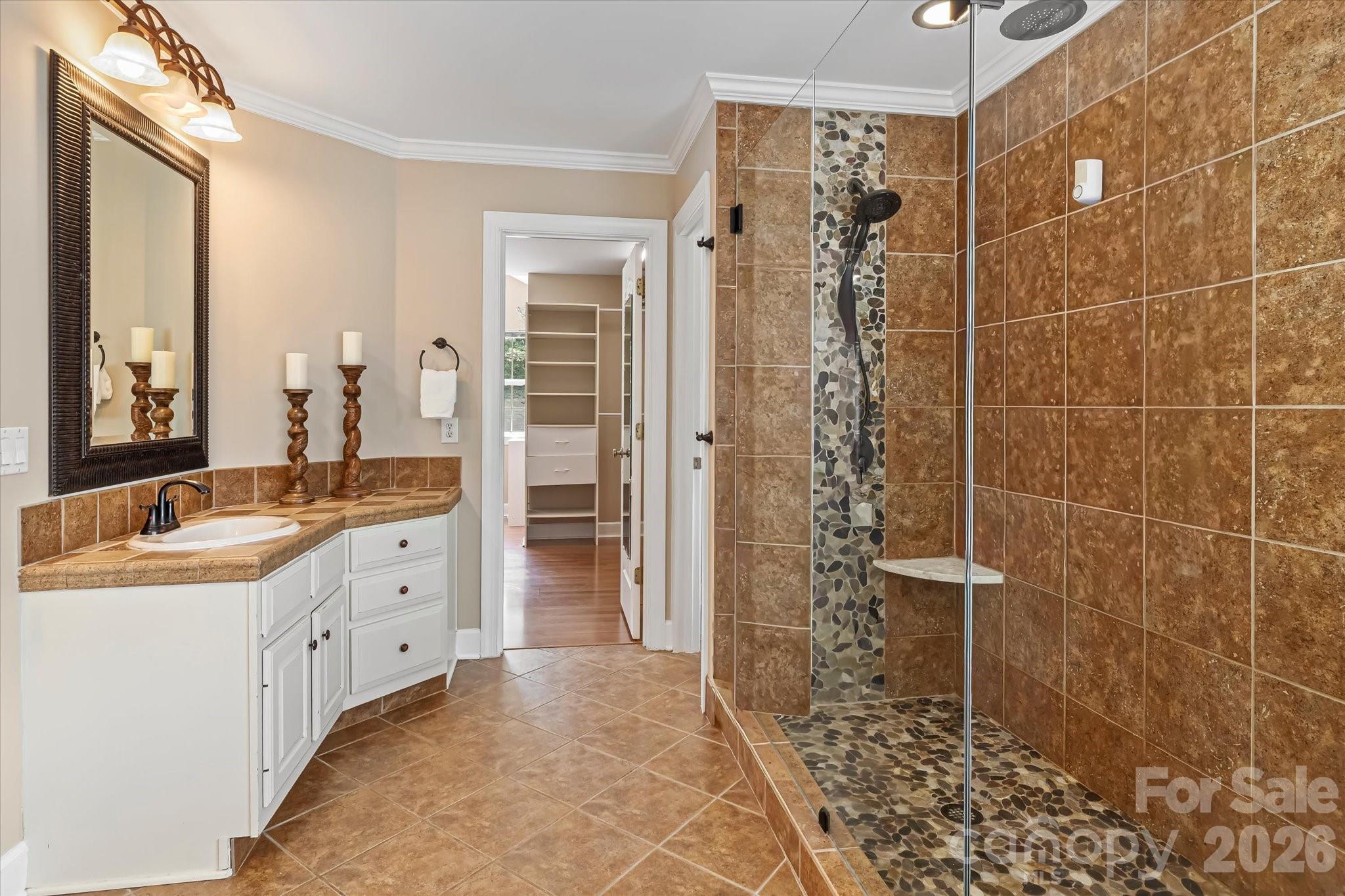 122 Lake Pine Road — Mooresville