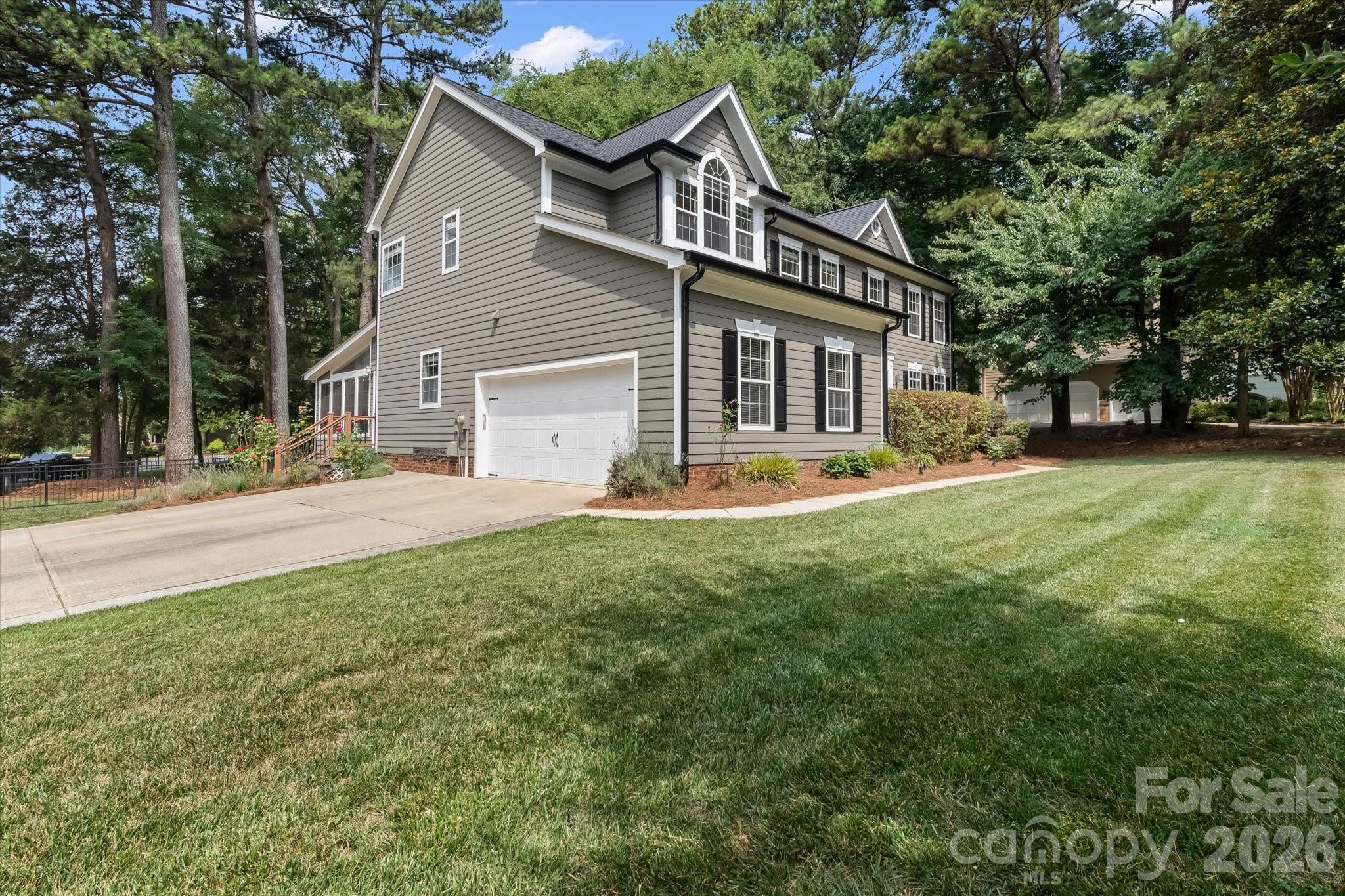 122 Lake Pine Road — Mooresville