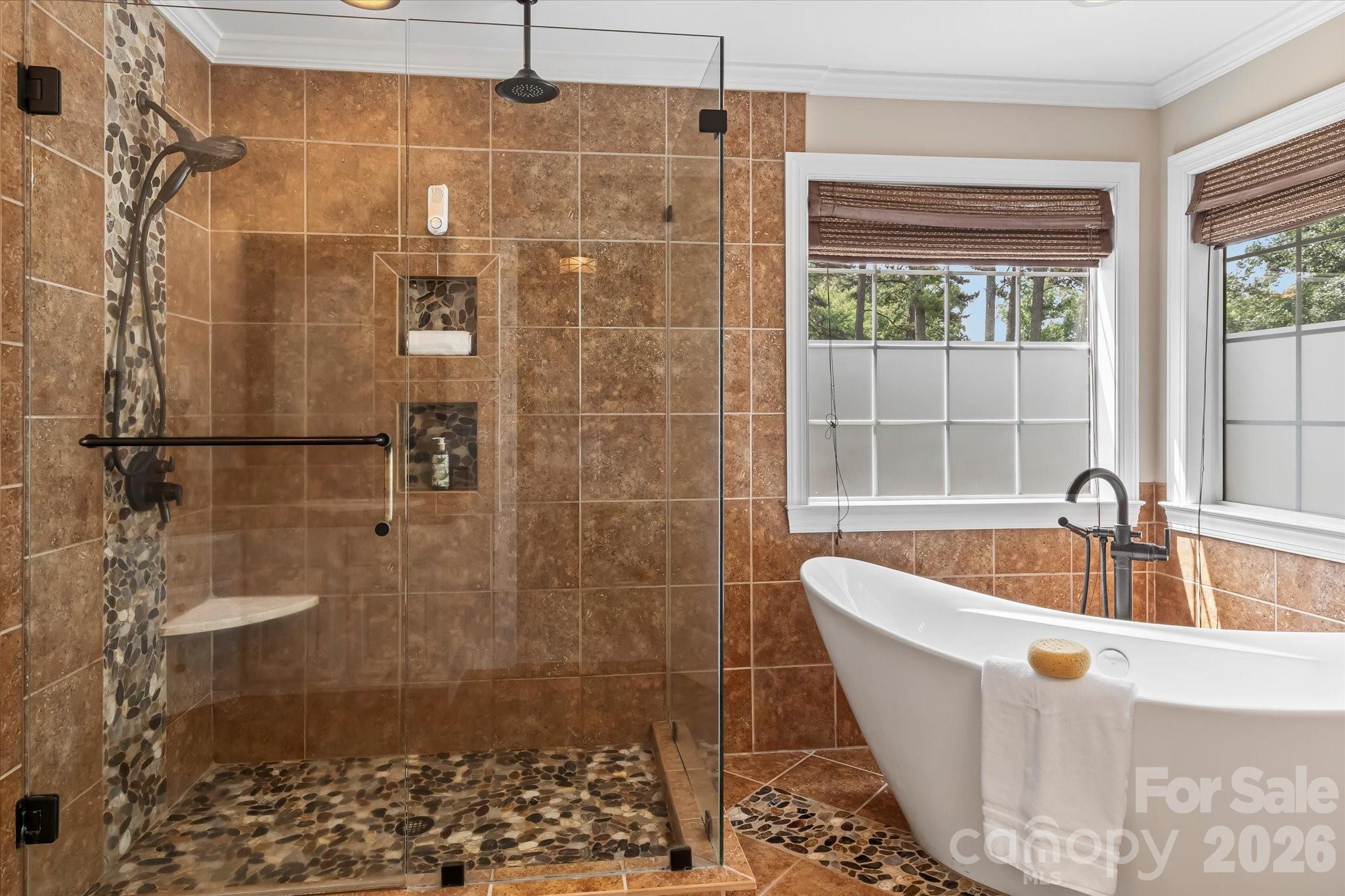 122 Lake Pine Road — Mooresville