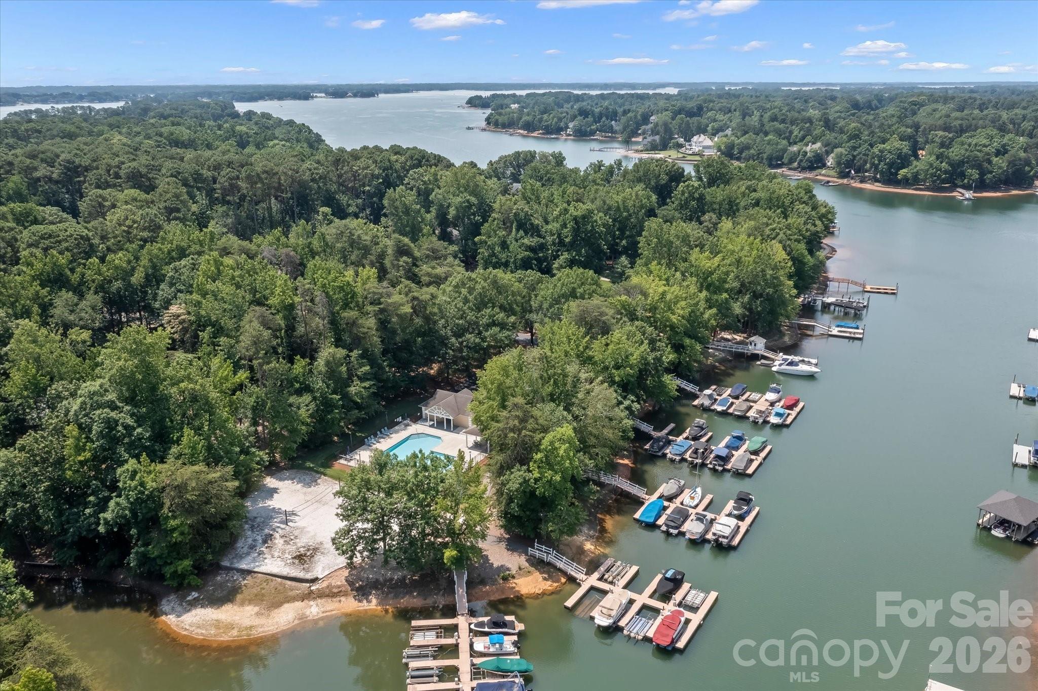 122 Lake Pine Road — Mooresville
