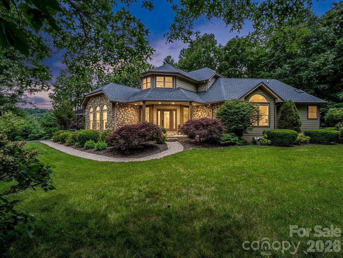 131 Arcadia Falls Way — Black Mountain
