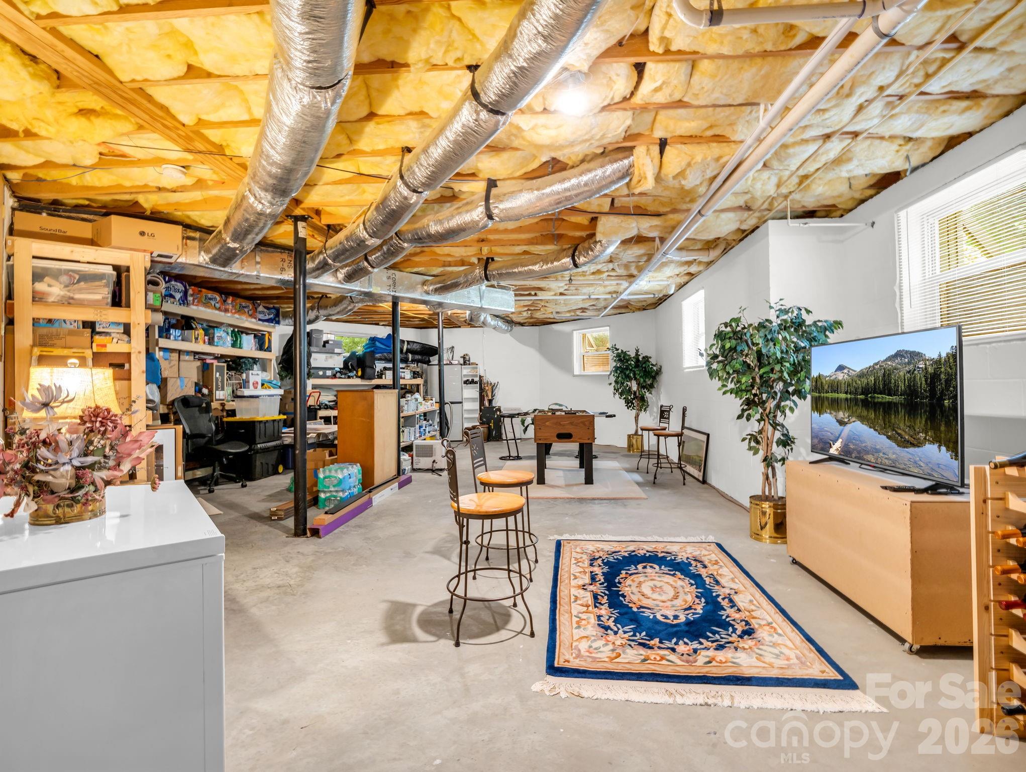 131 Arcadia Falls Way — Black Mountain