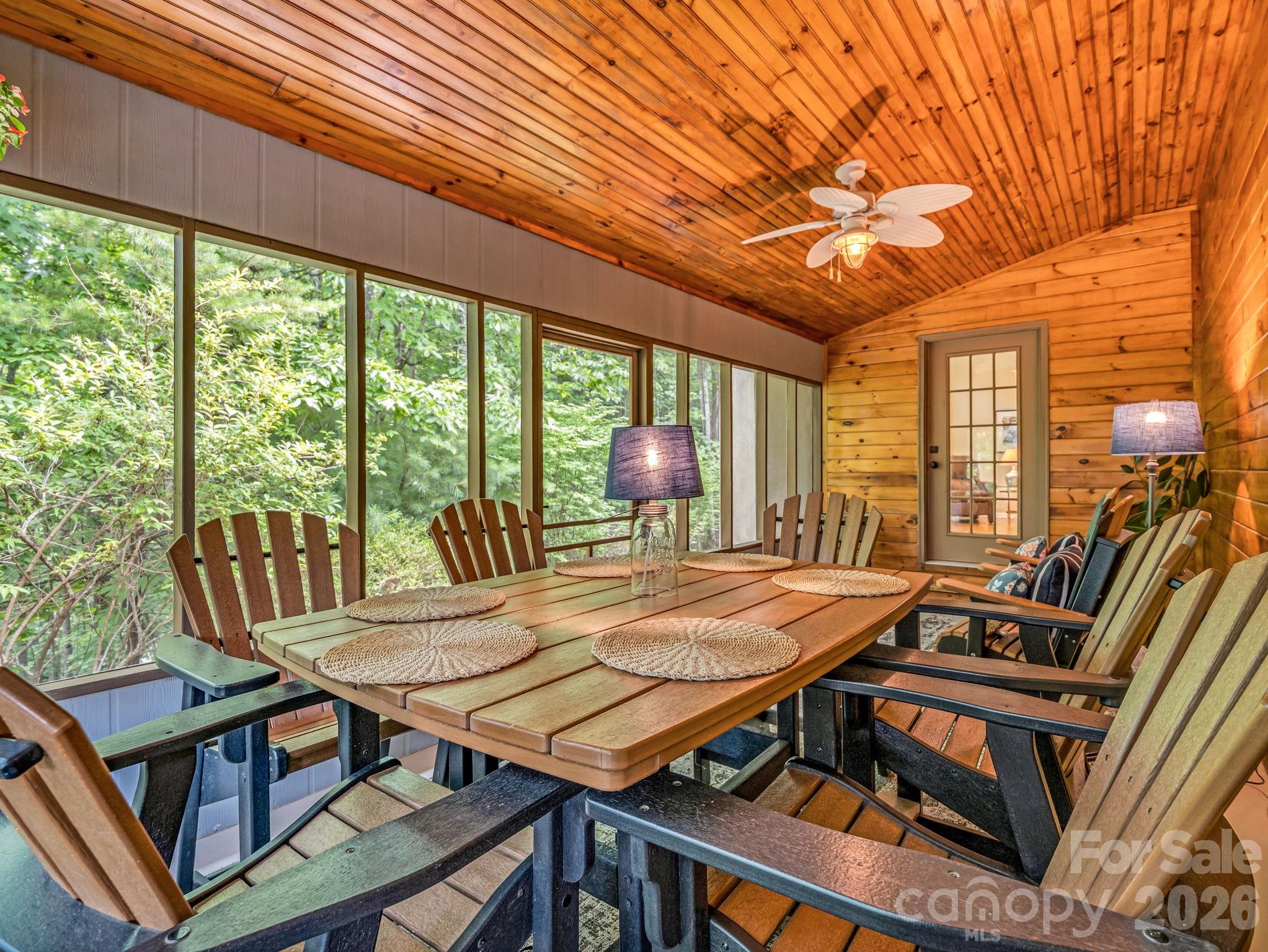 131 Arcadia Falls Way — Black Mountain