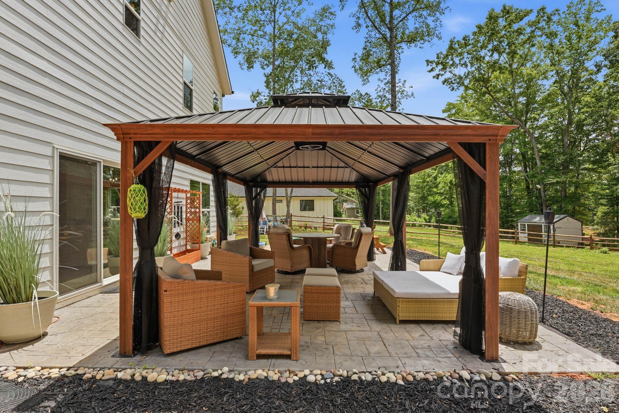 268 Lytton Farm Road — Troutman