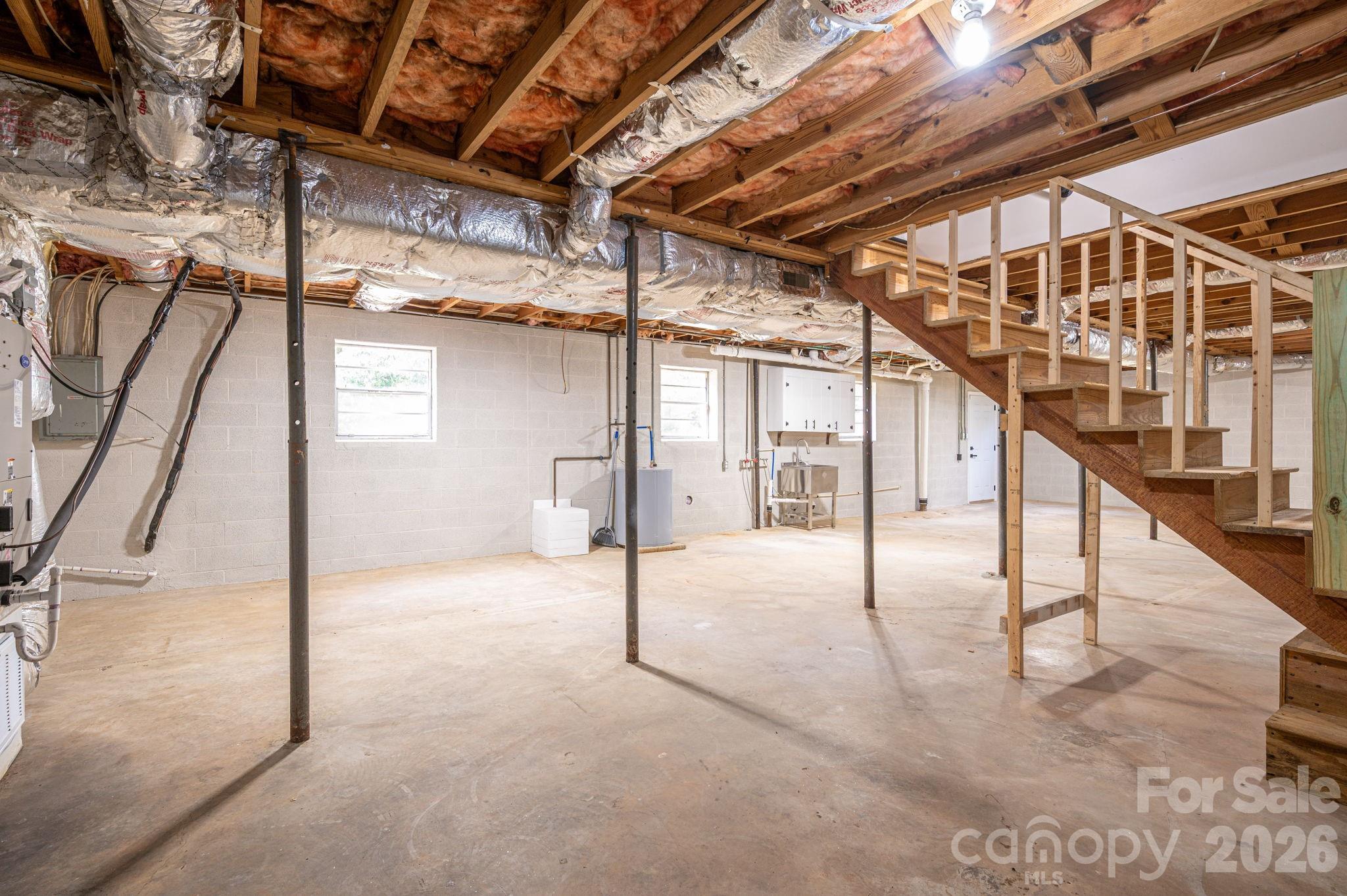 896 Cedarline Drive — Shelby