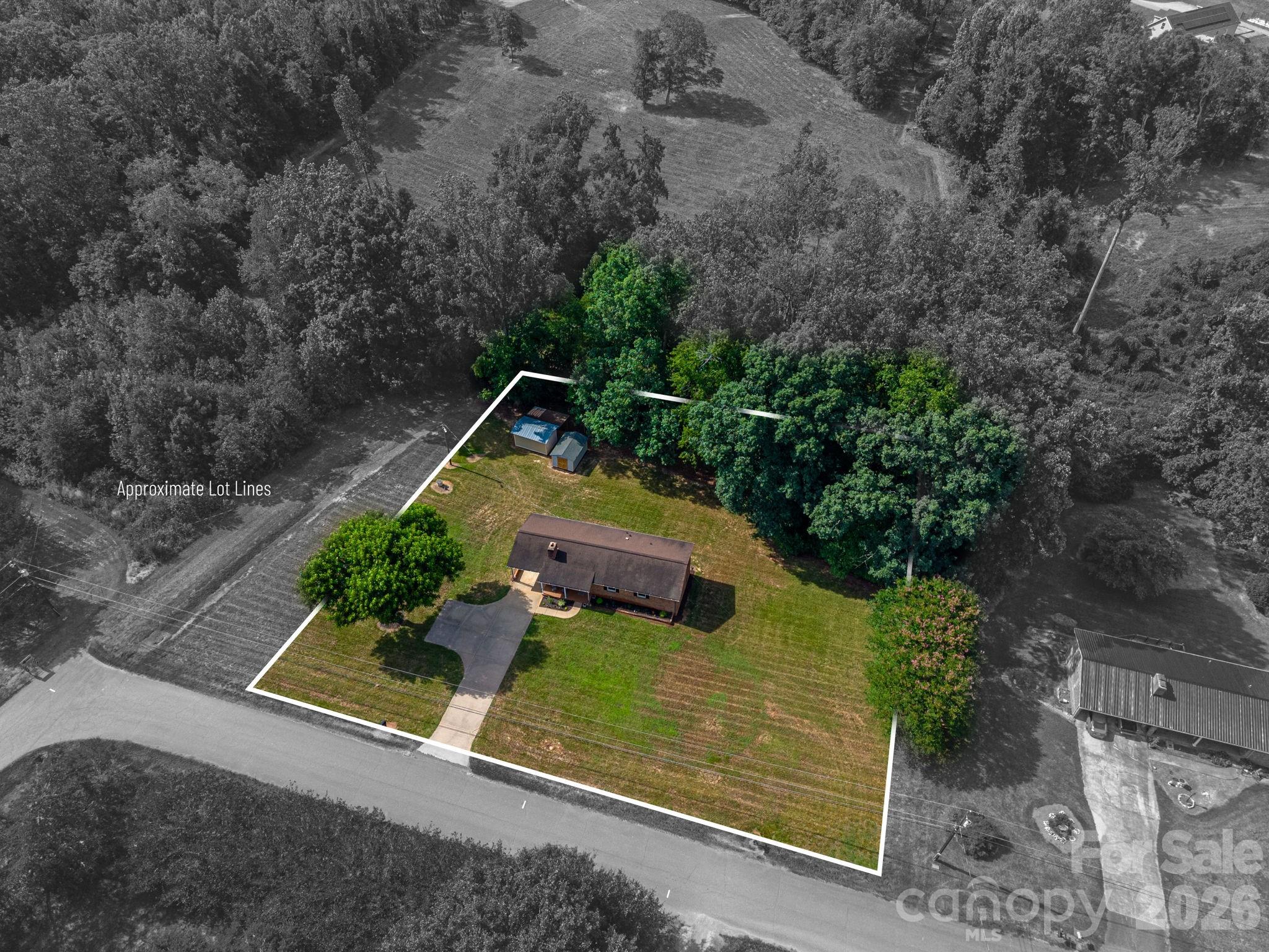 896 Cedarline Drive — Shelby