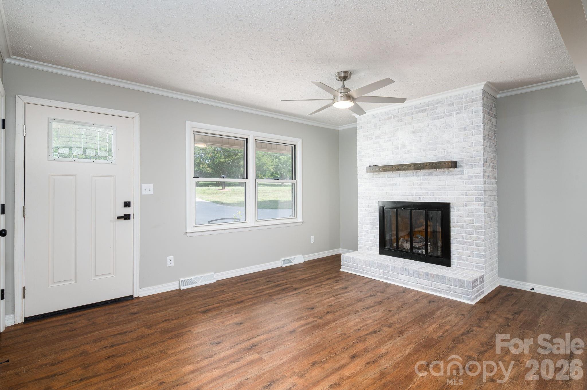 896 Cedarline Drive — Shelby