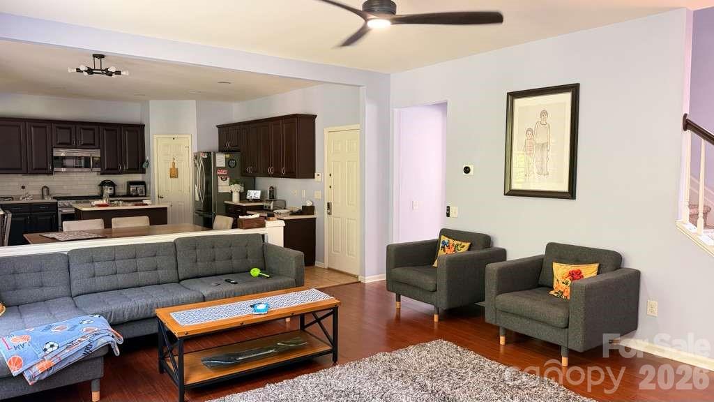 9542 Oswald Lane — Charlotte